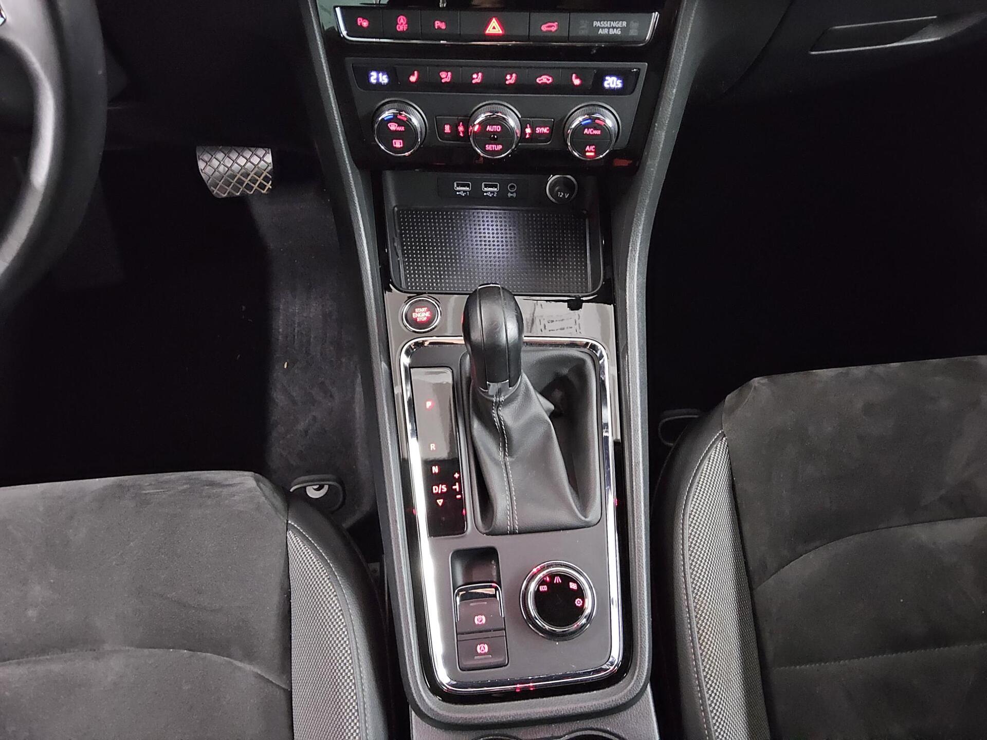 Seat Ateca 1.4 TSI Xcellence Navi LED RfK StHzg ACC 6