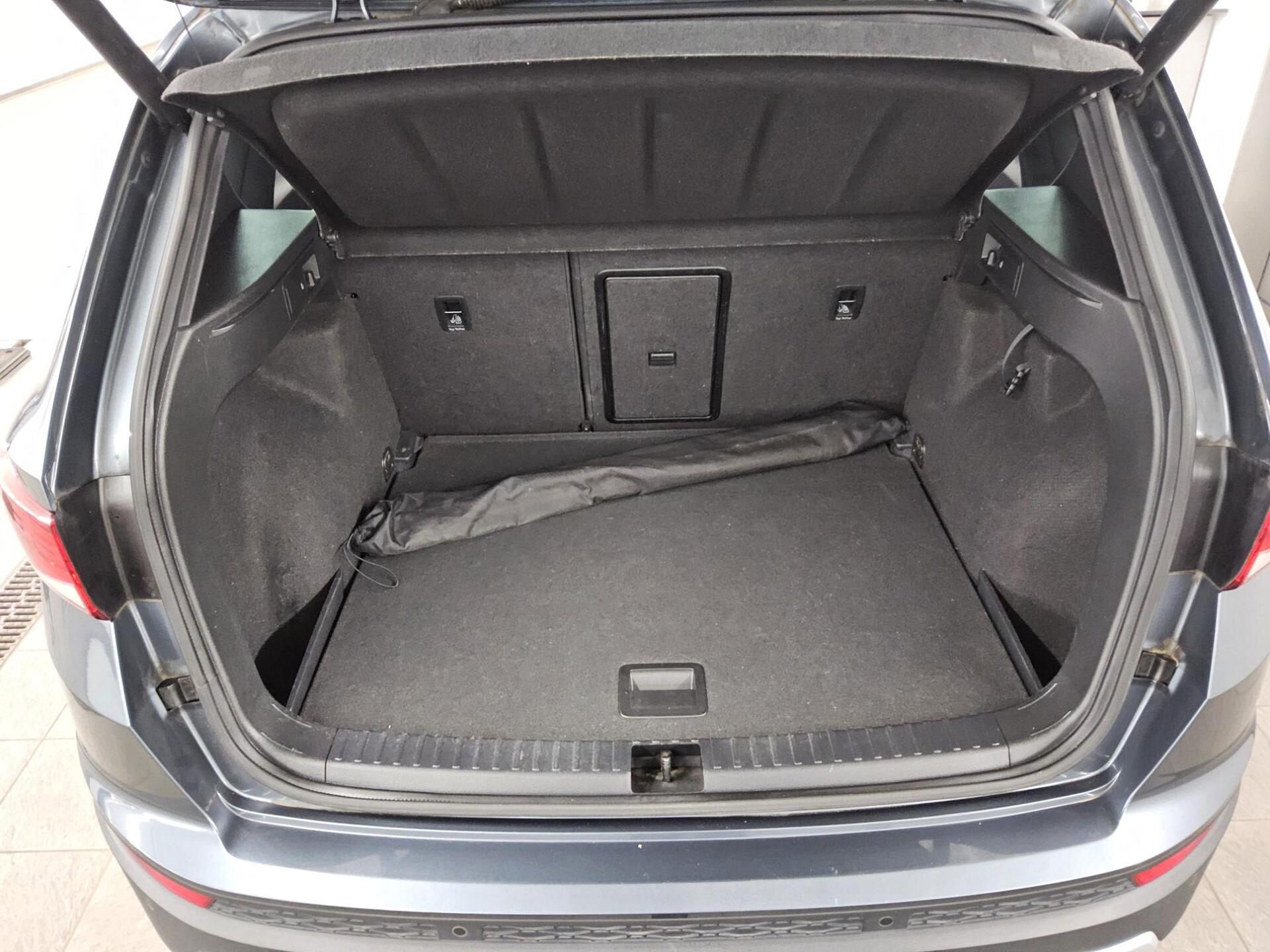 Seat Ateca 1.4 TSI Xcellence Navi LED RfK StHzg ACC 11