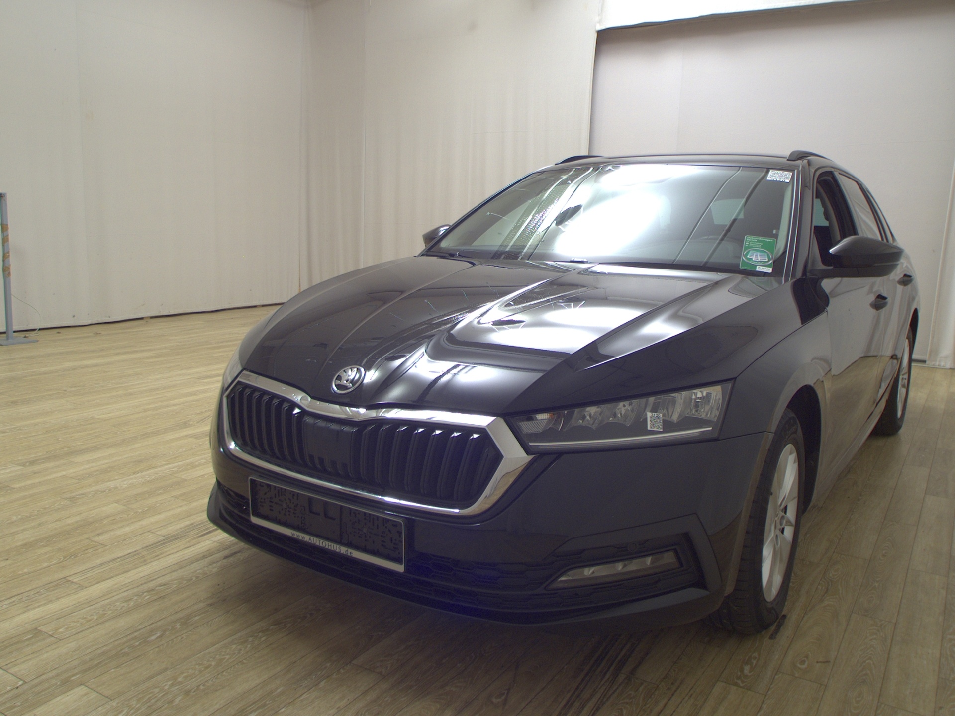 Skoda Octavia Kombi 2.0 TDI Ambition Navi LED vc AHK 2