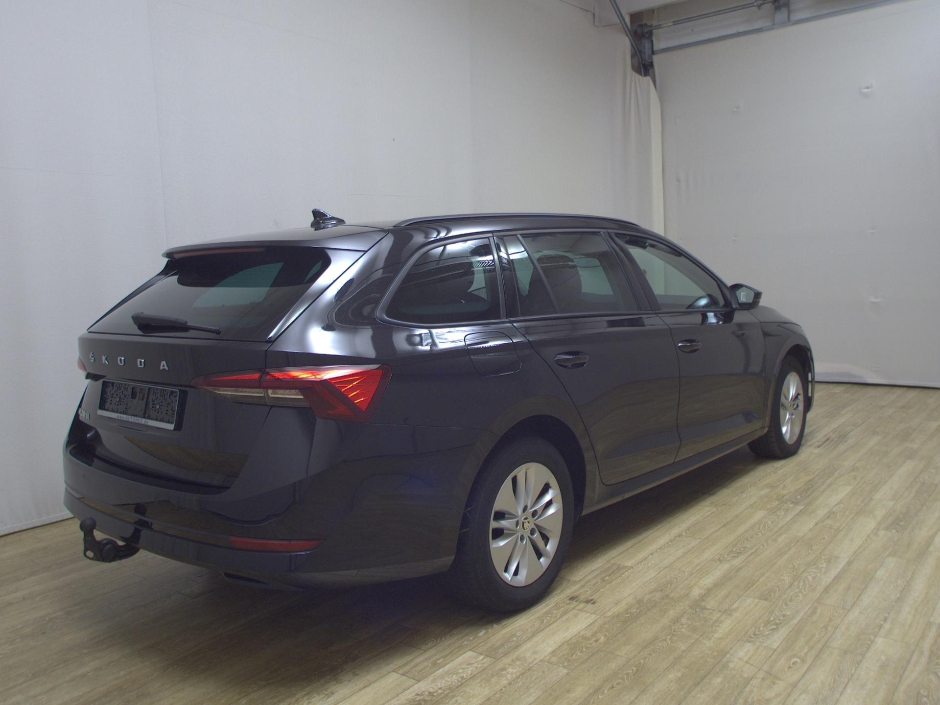 Skoda Octavia Kombi 2.0 TDI Ambition Navi LED vc AHK 4