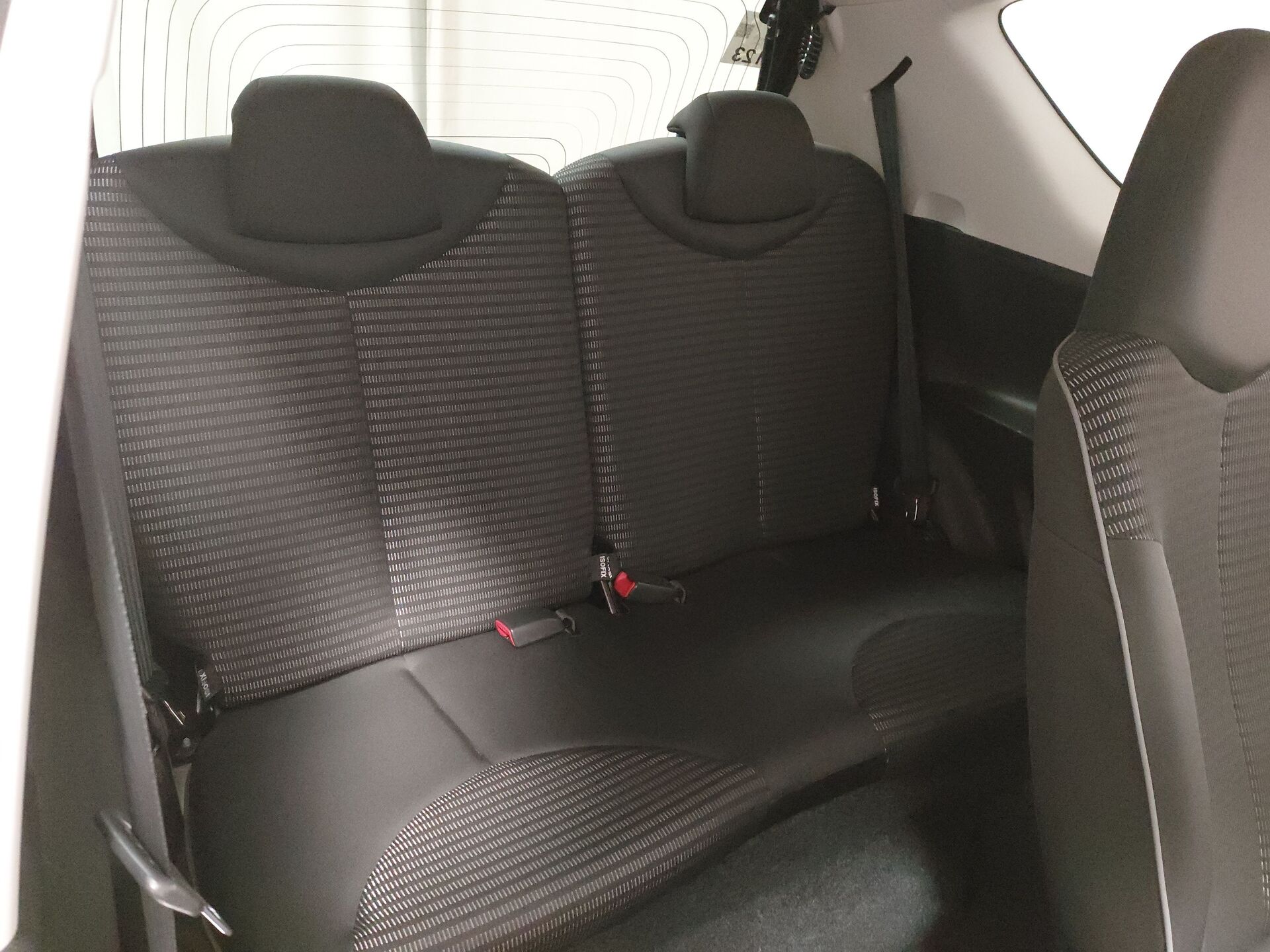 Peugeot 107 Active GJR Radio 13