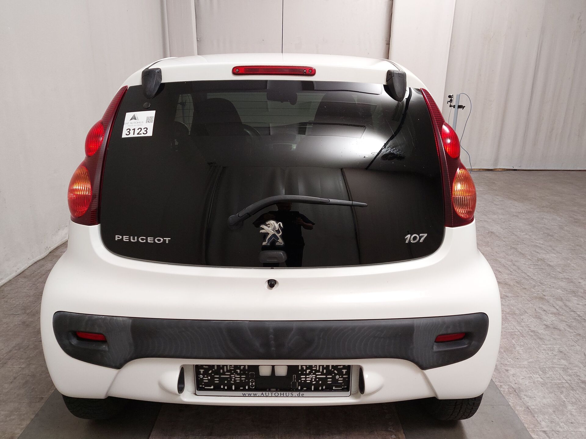 Peugeot 107 Active GJR Radio 6