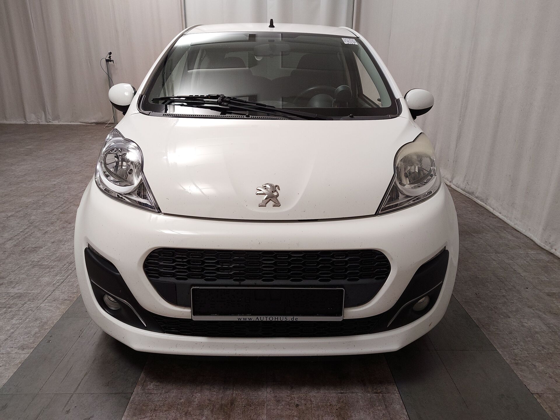 Peugeot 107 Active GJR Radio 5