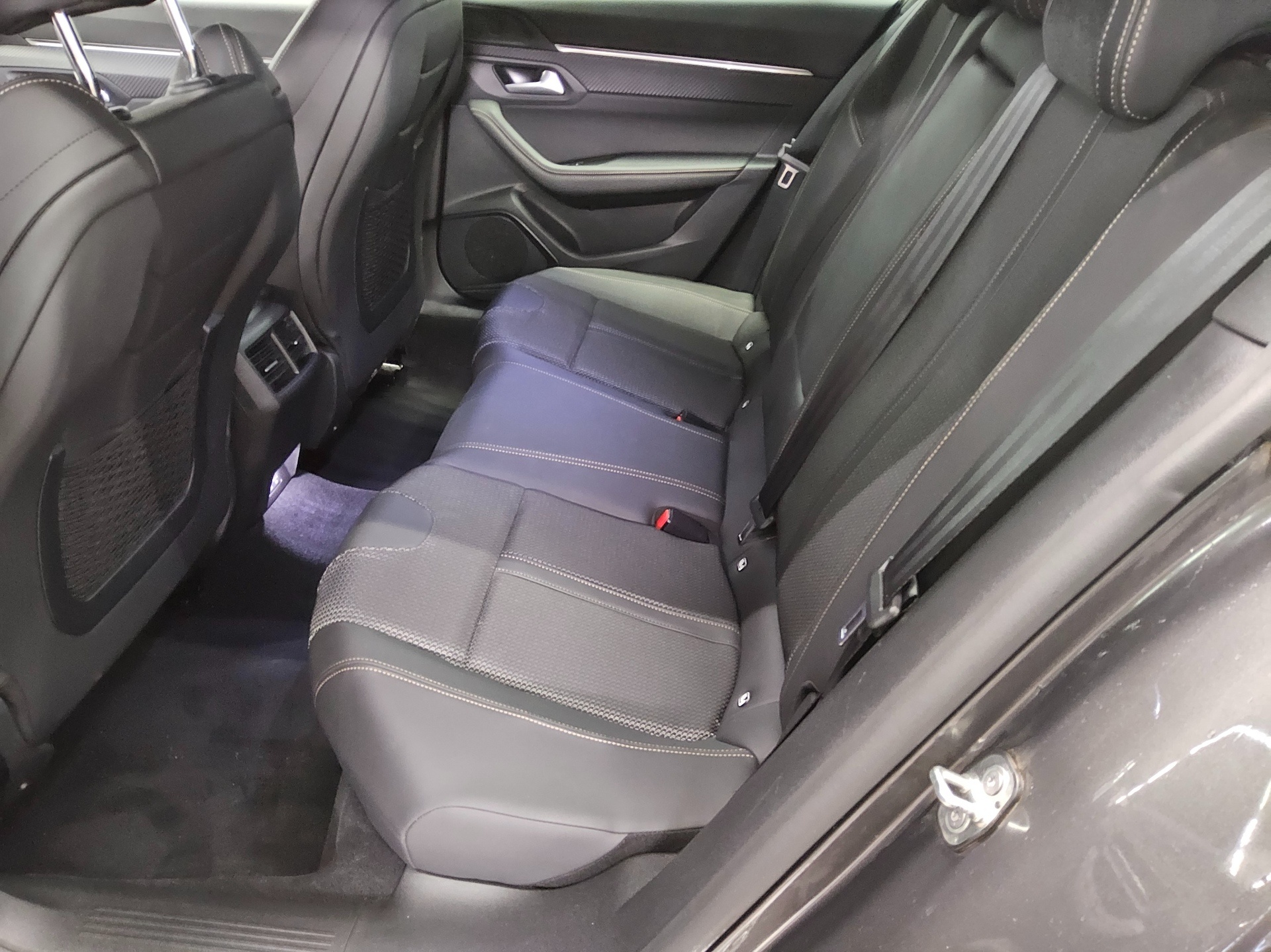 Peugeot 508 SW Hybrid 225 GT-Line T-Leder Navi LED RfK 13
