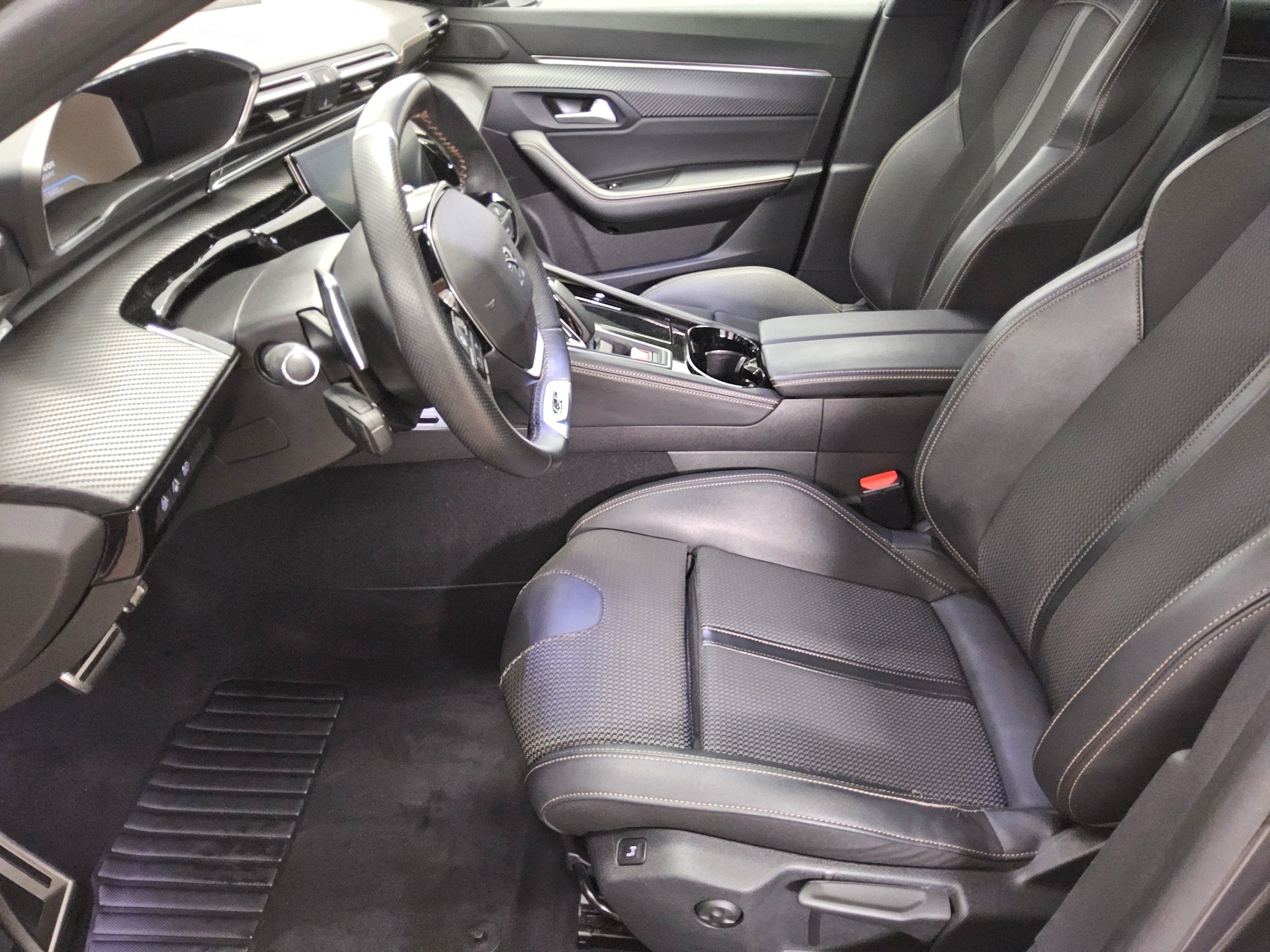 Peugeot 508 SW Hybrid 225 GT-Line T-Leder Navi LED RfK 9