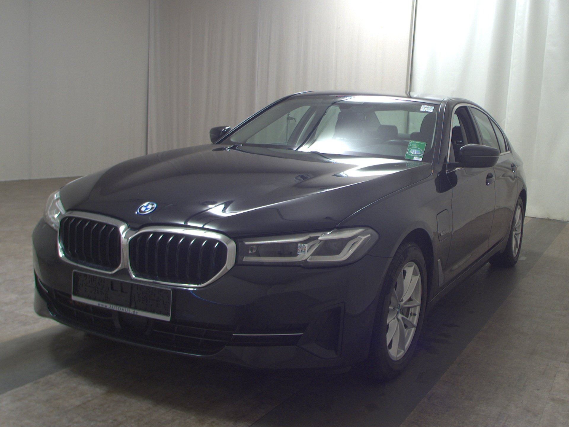 BMW 530e Leder Navi LED LC Prof. 2