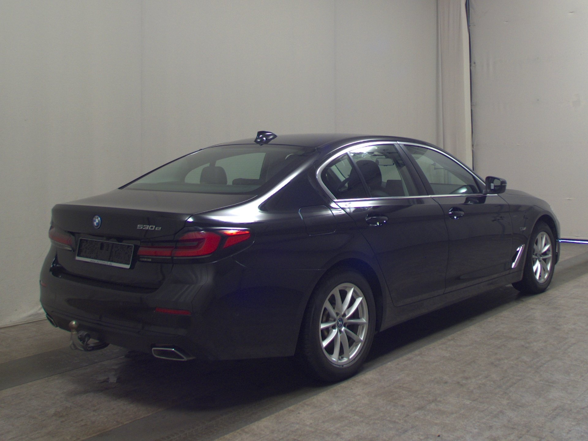 BMW 530e Leder Navi LED LC Prof. 4