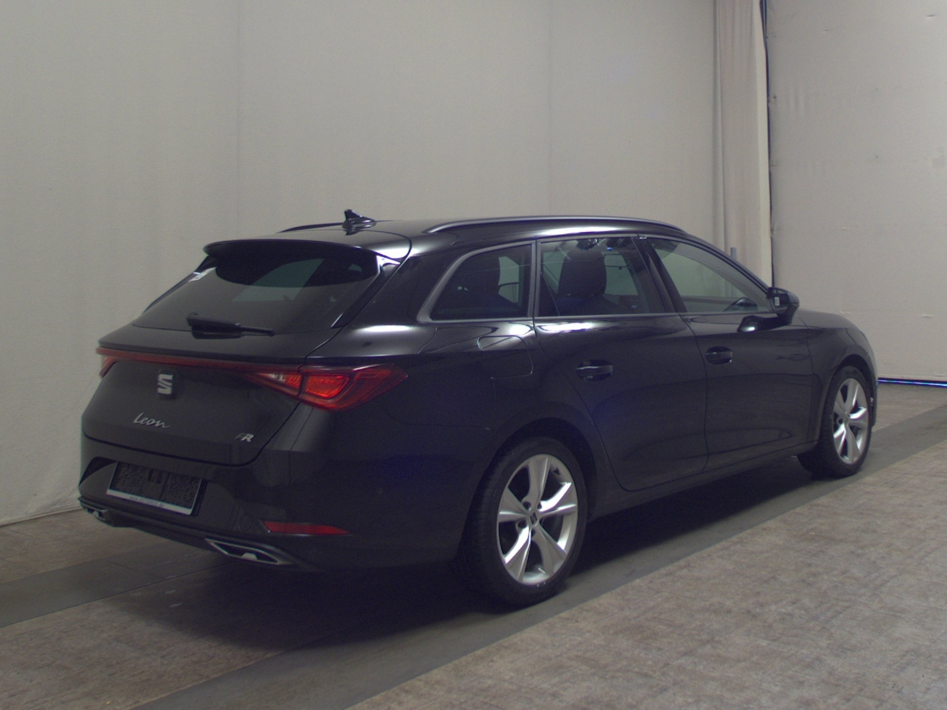 Seat Leon Sportstourer 2.0 TDI FR-Line T-Leder Navi LED Virtual 4