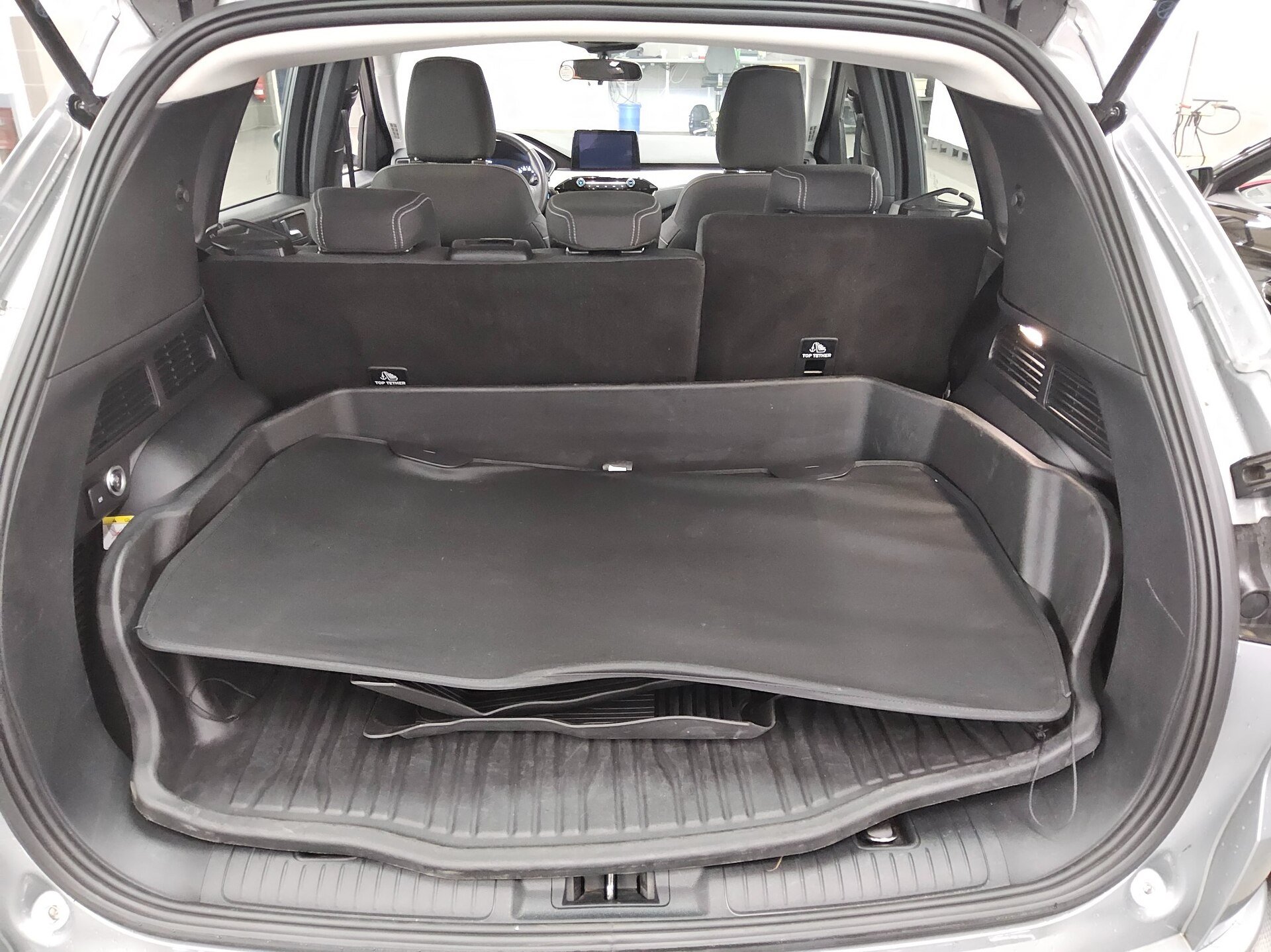 Ford Kuga 2.0 EB Cool&Connect Navi Shz AHK PDC 11
