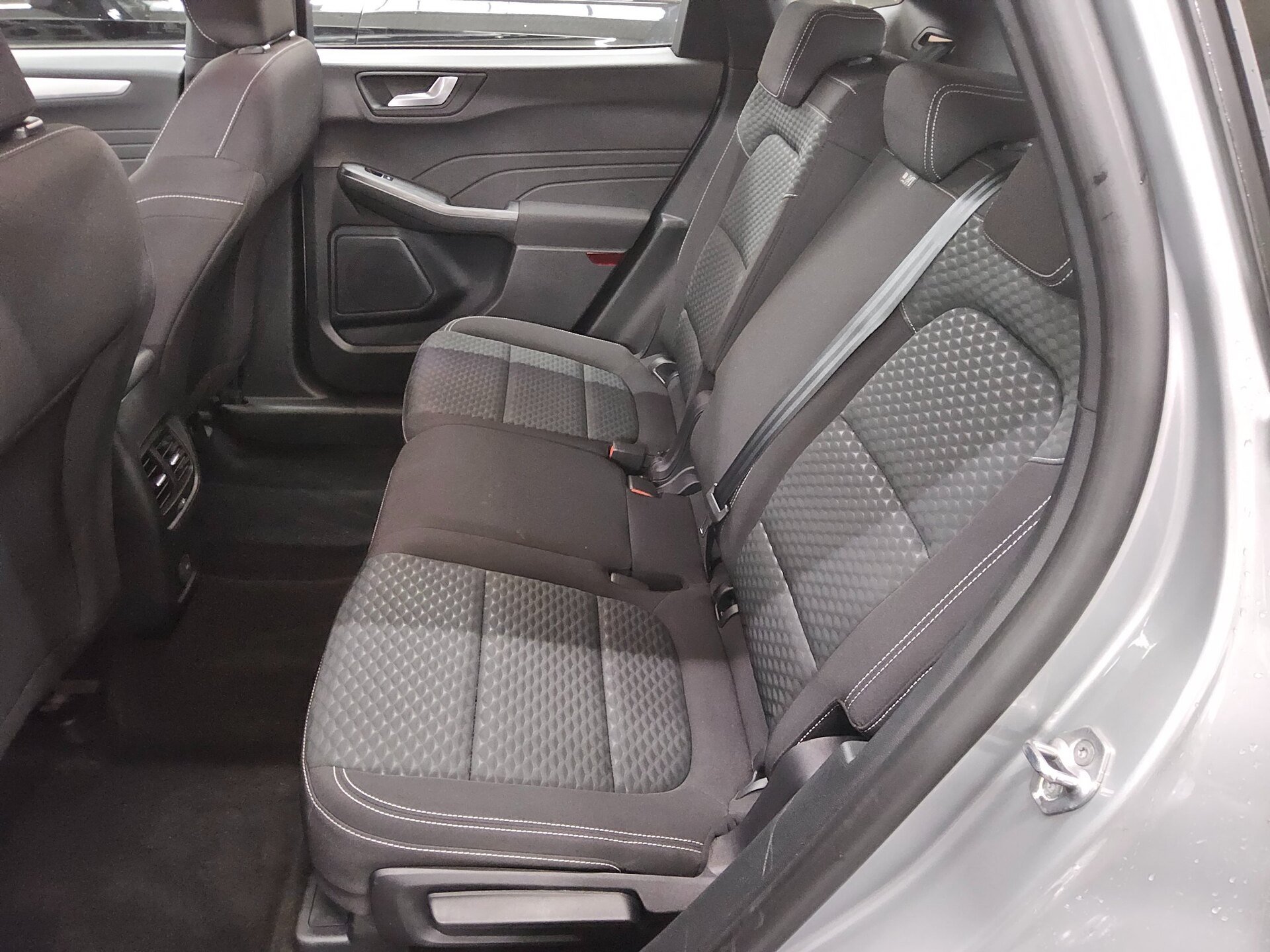Ford Kuga 2.0 EB Cool&Connect Navi Shz AHK PDC 12