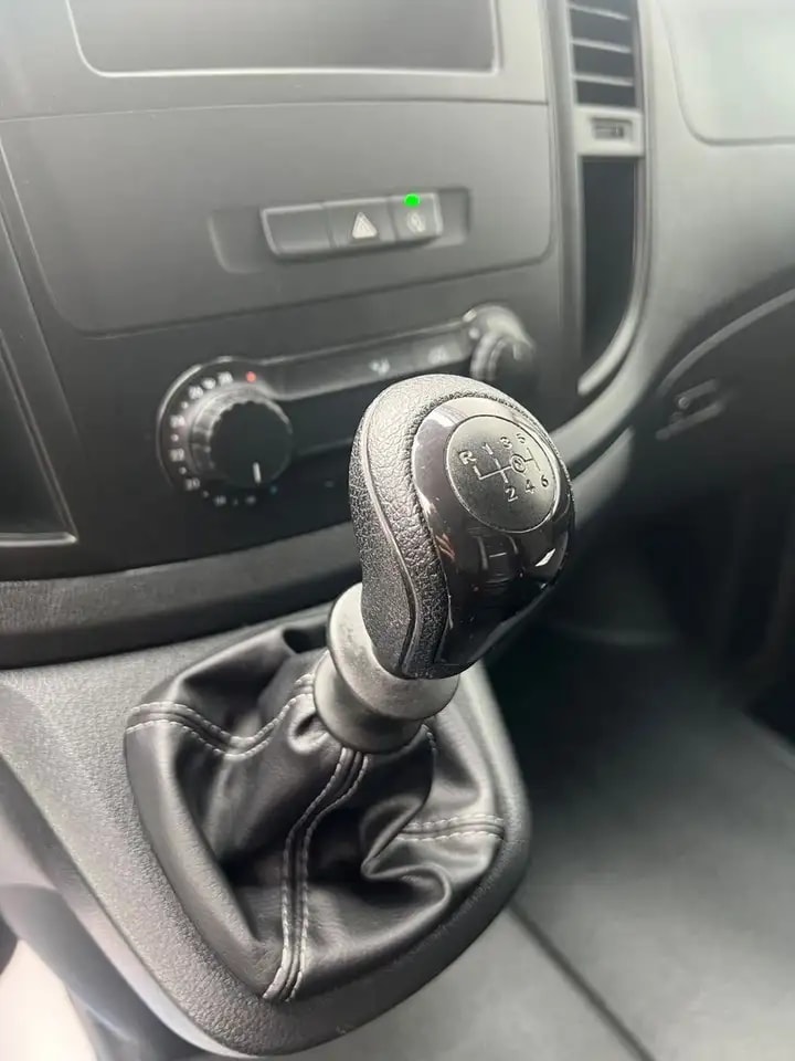 Mercedes-Benz Vito 110 KOMPAKT KLIMA TEMPOMAT 2-SITZE SCHRÄNKE 20