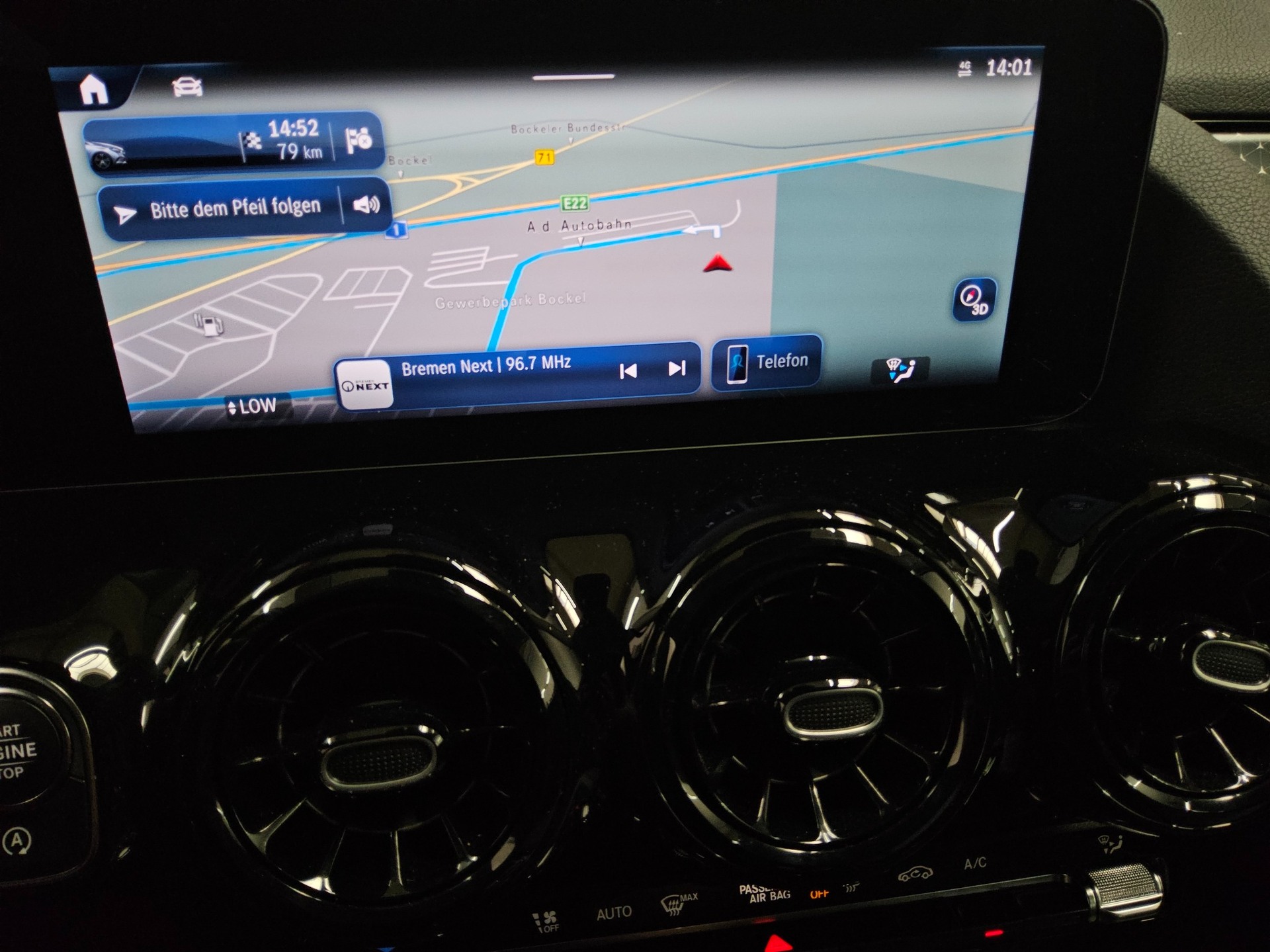 Mercedes-Benz B 180 d T-Leder Navi AHK Rückfahrkamera Shz 7