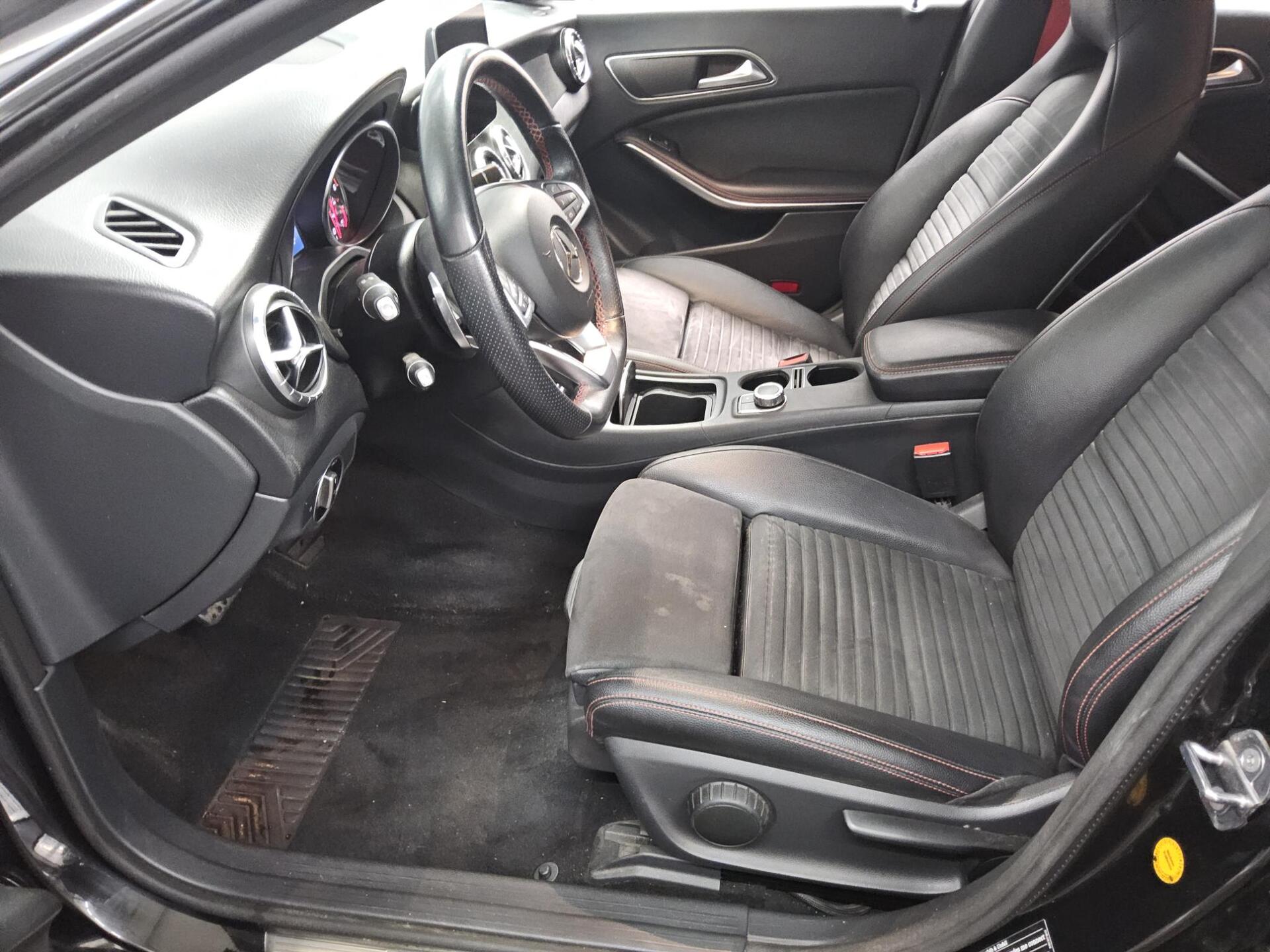 Mercedes-Benz CLA 220 SB d AMG-Line Night COMAND LED H-K 8