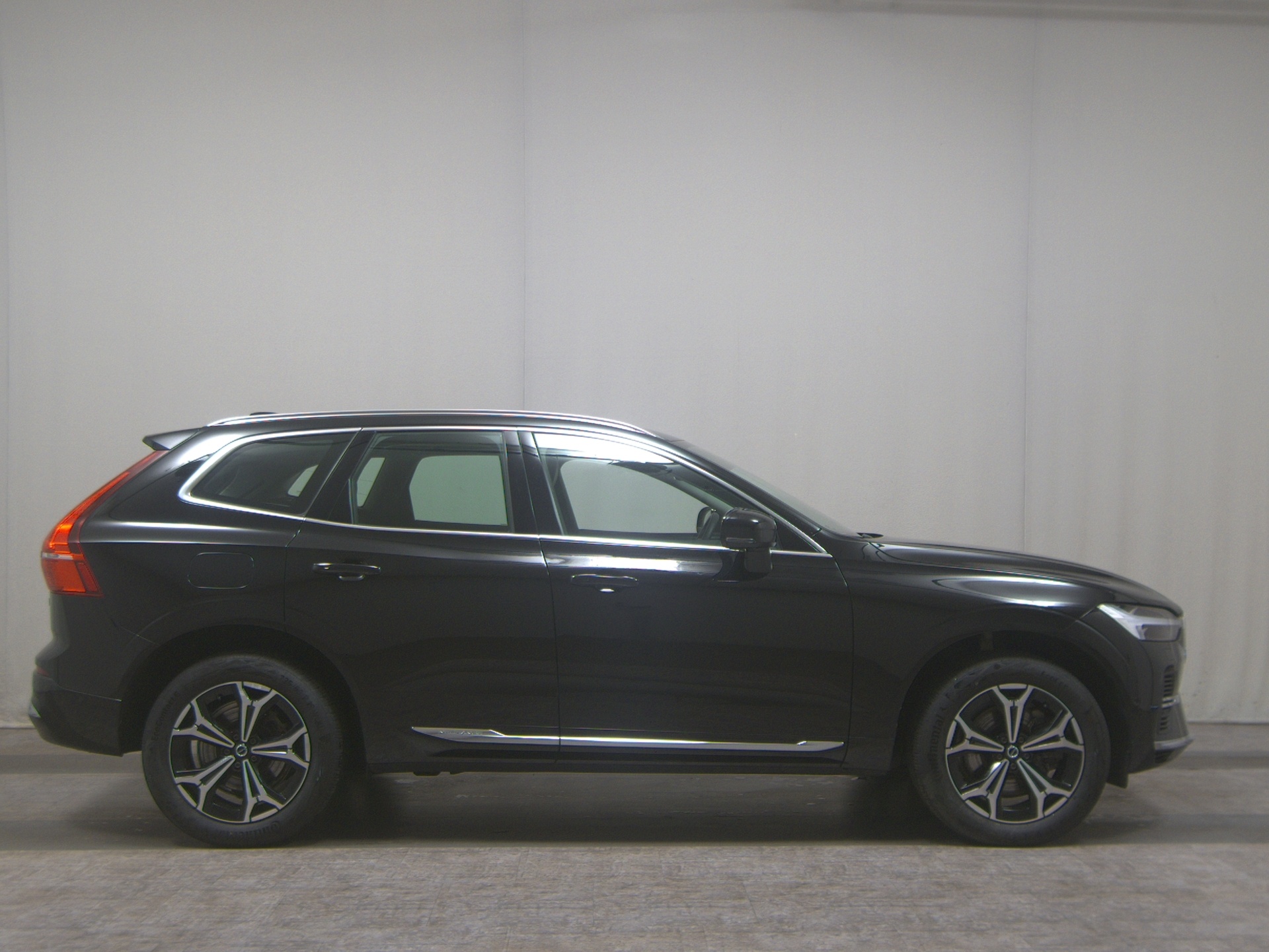 Volvo XC60 T8 AWD Hybrid Inscription Navi LED Pano RFK