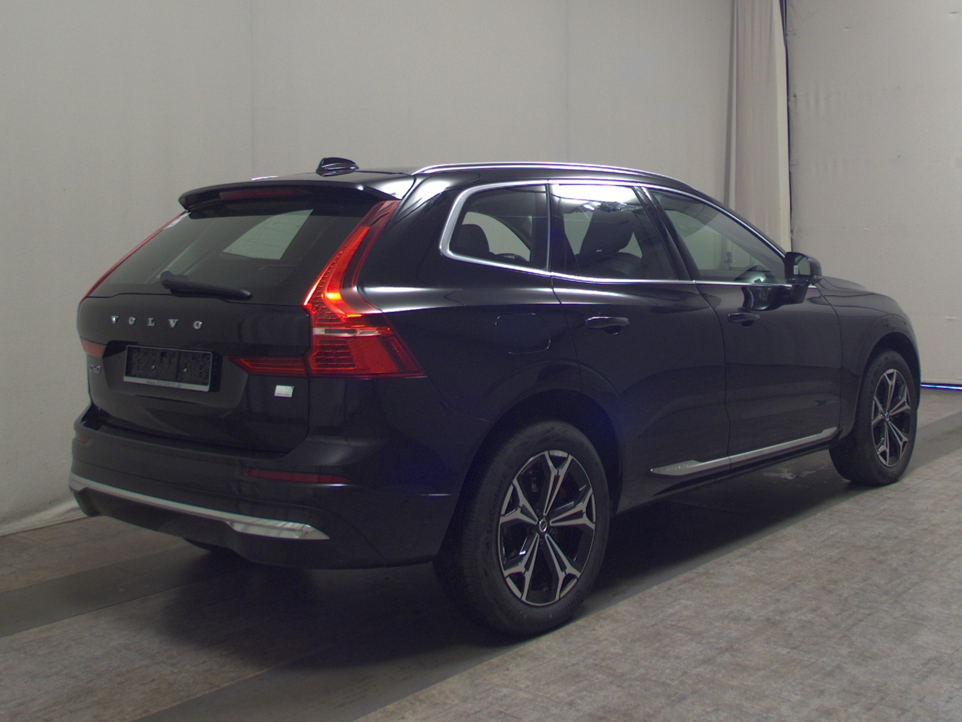 Volvo XC60 T8 AWD Hybrid Inscription Navi LED Pano RFK 4