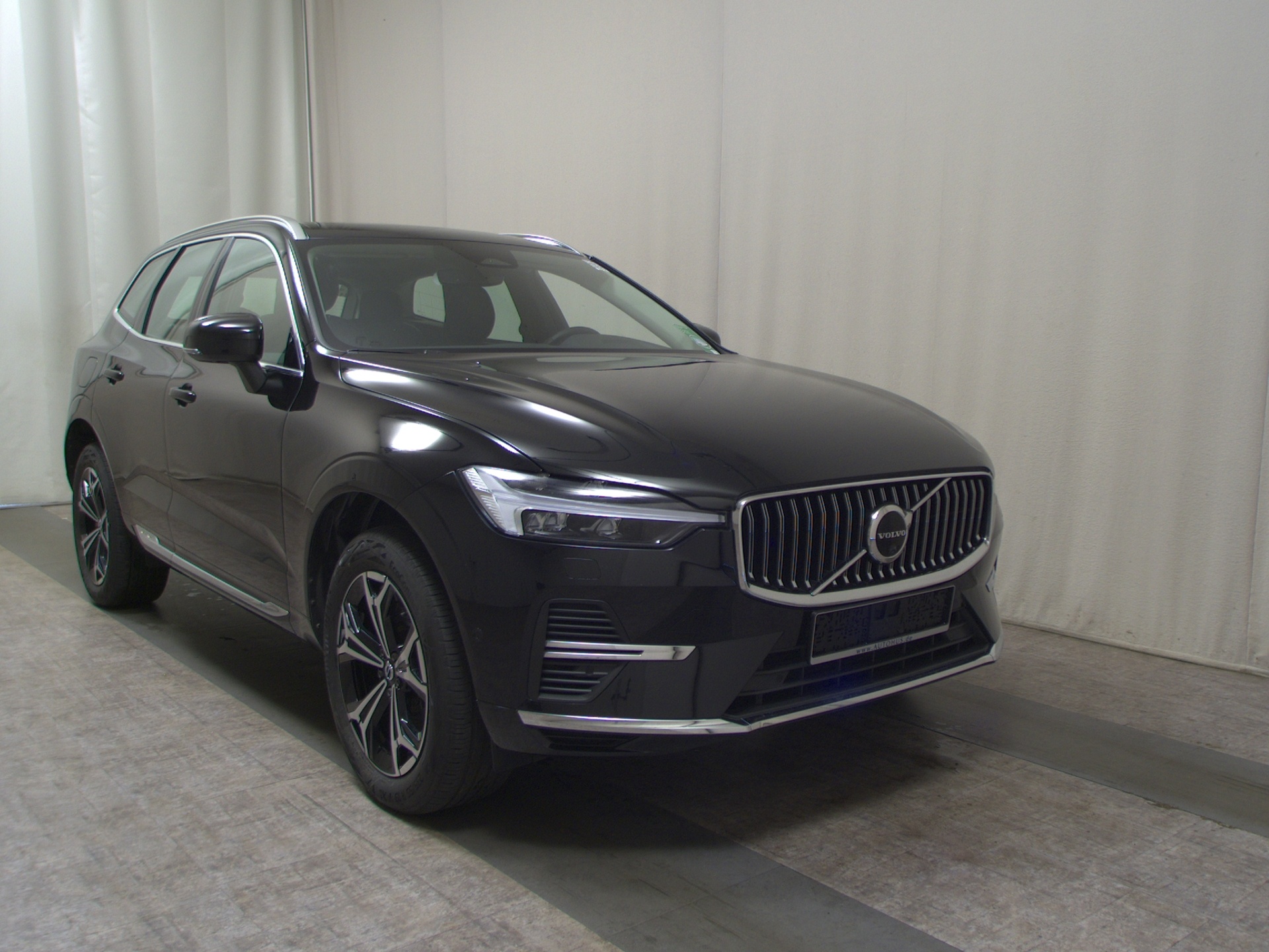 Volvo XC60 T8 AWD Hybrid Inscription Navi LED Pano RFK 3