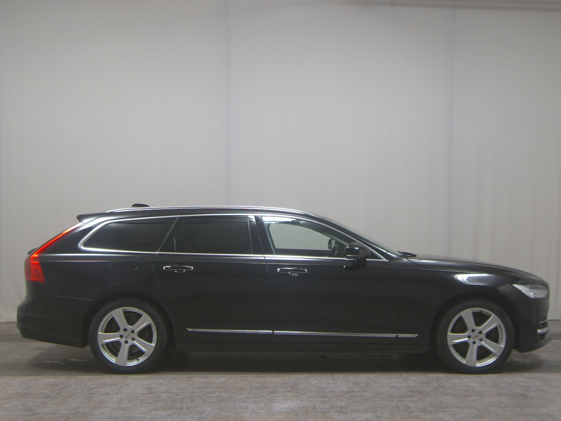 Volvo V90 T8 AWD Hybrid Inscription Leder Navi LED AHK