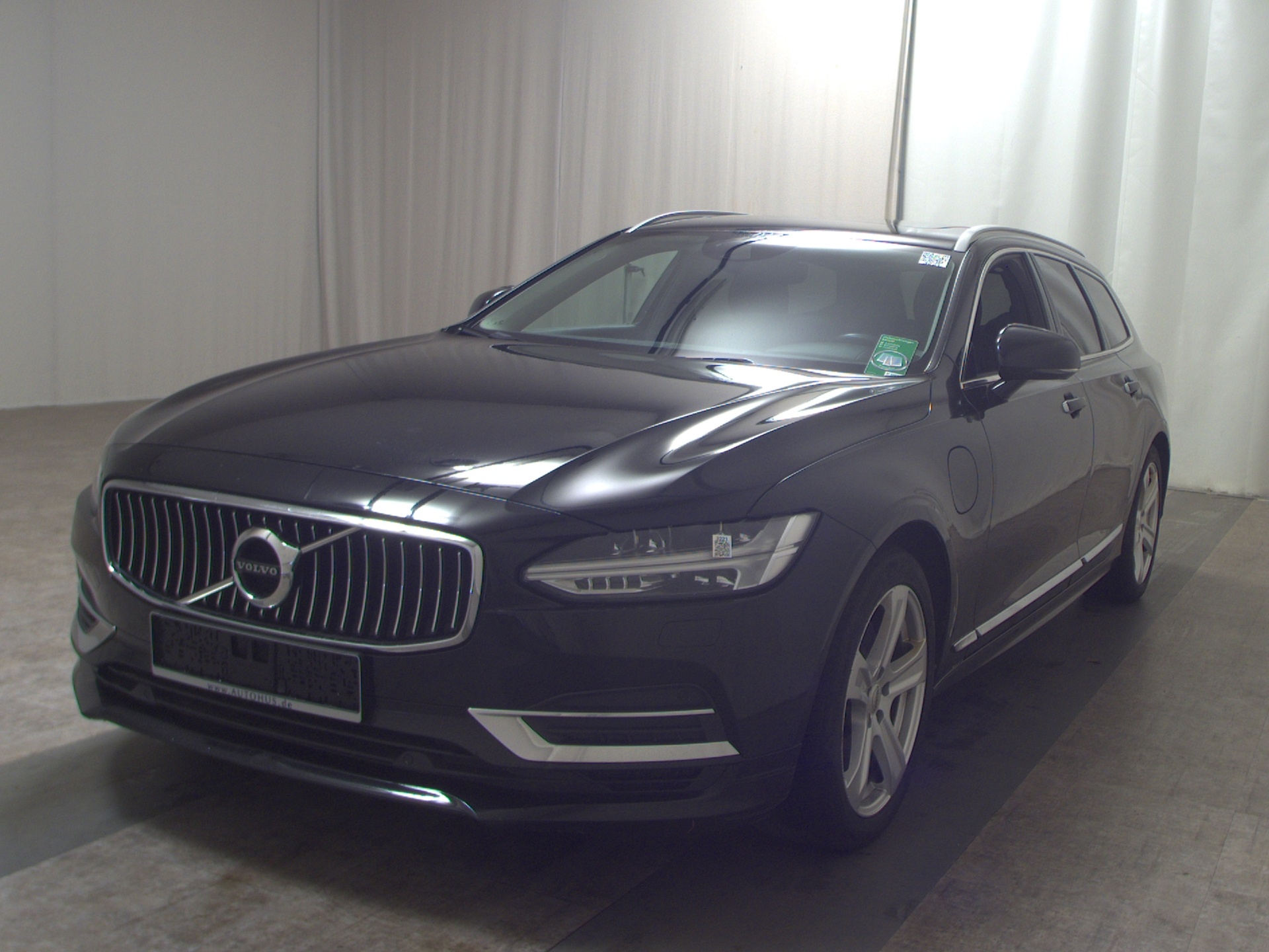 Volvo V90 T8 AWD Hybrid Inscription Leder Navi LED AHK 2