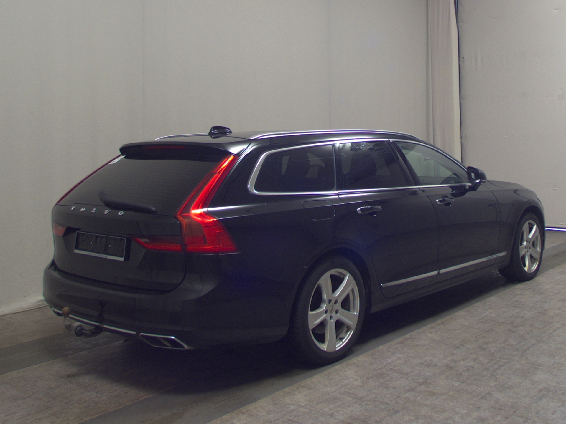 Volvo V90 T8 AWD Hybrid Inscription Leder Navi LED AHK 4