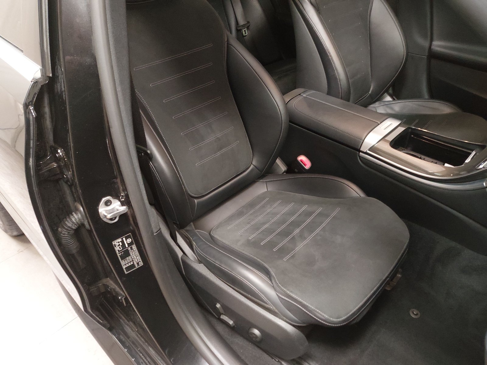Mercedes-Benz MB C 300 T e AMG-Line T-Leder Navi LED Pano AHK 10