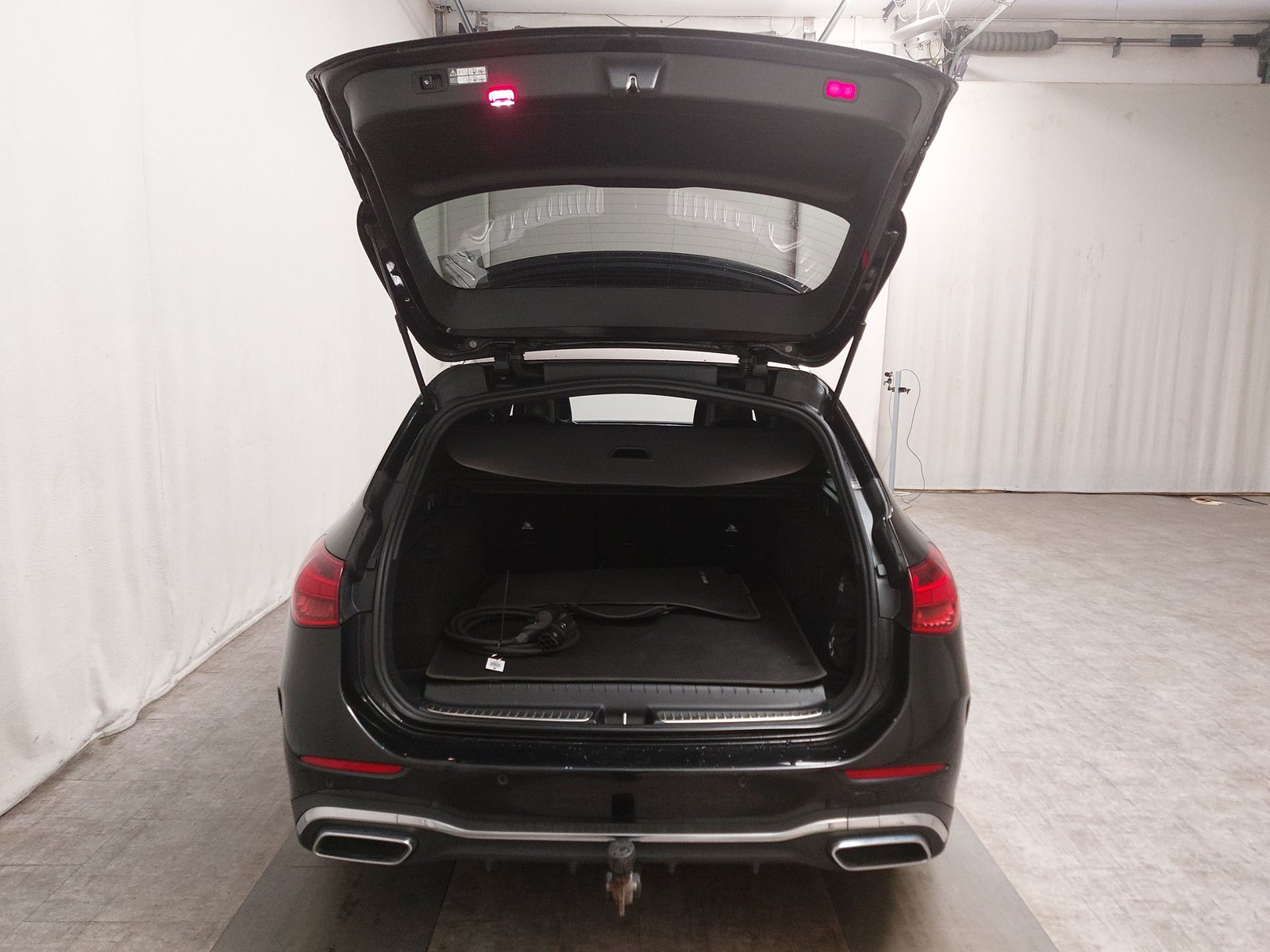 Mercedes-Benz MB C 300 T e AMG-Line T-Leder Navi LED Pano AHK 16