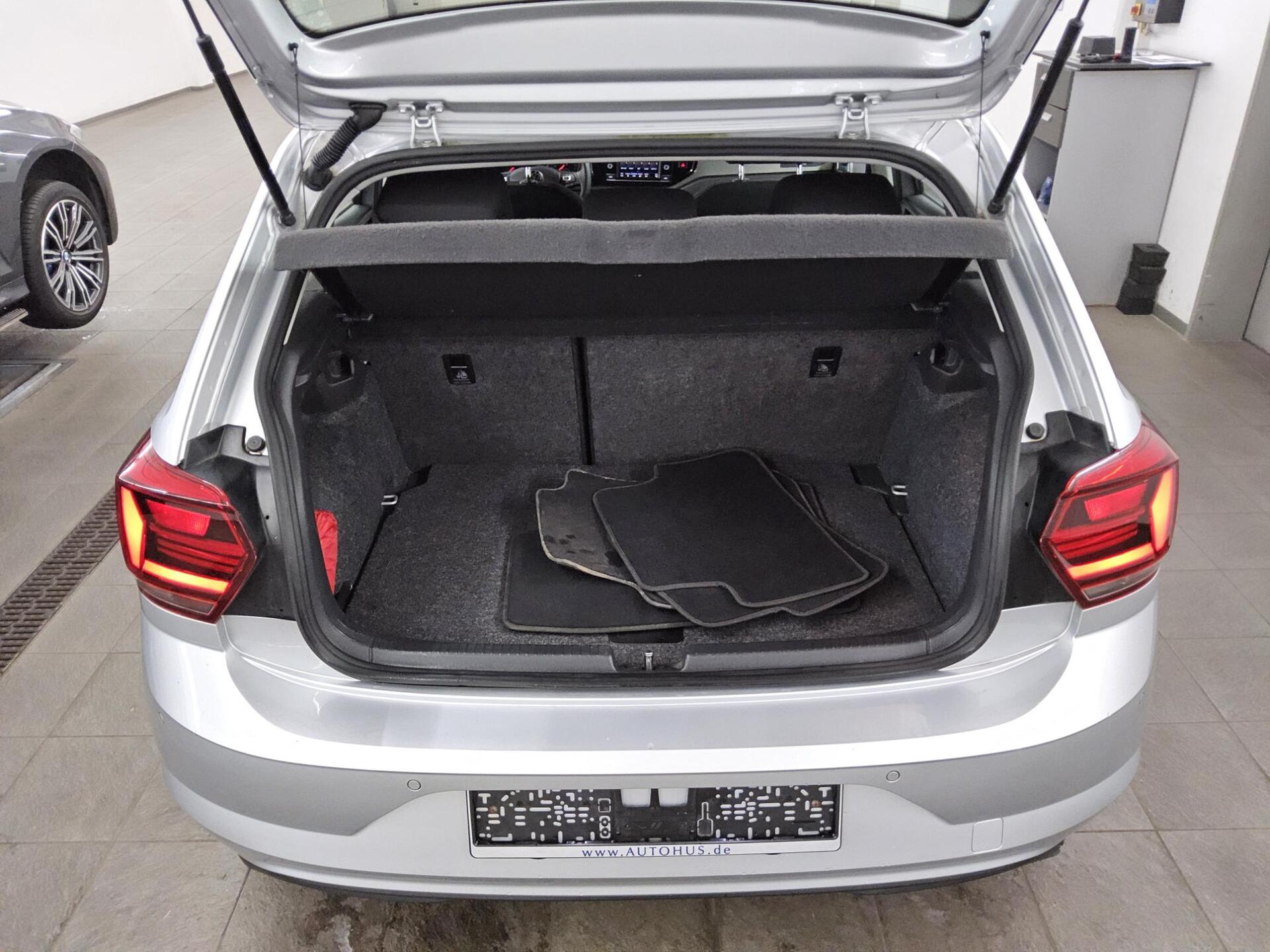 Volkswagen Polo 1.0 Comf. LED Shz PDC 11