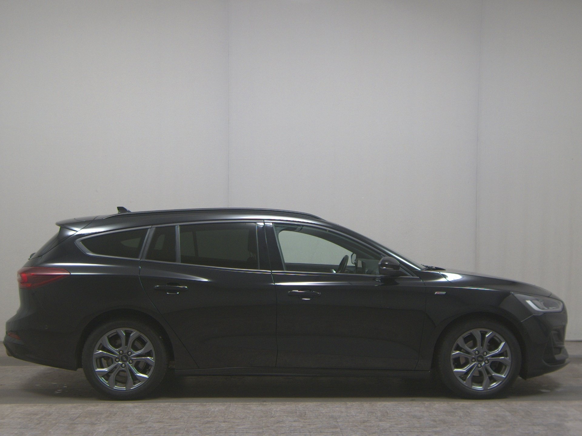Ford Focus Turnier 1.5 EB ST-Line ACC Navi Shz RfK