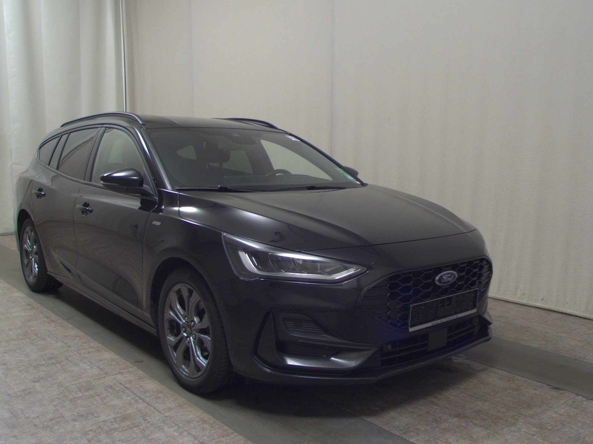 Ford Focus Turnier 1.5 EB ST-Line ACC Navi Shz RfK 3