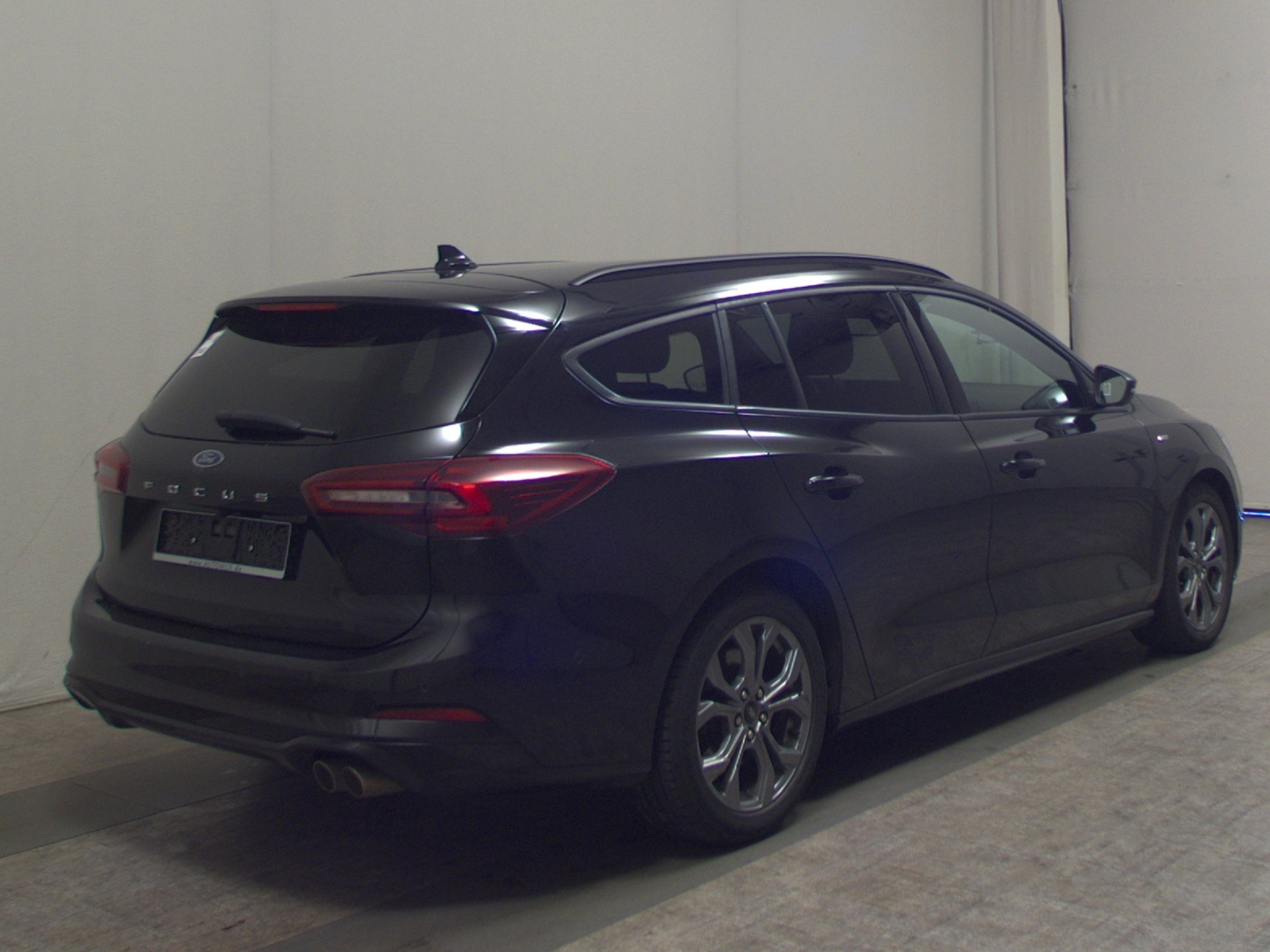 Ford Focus Turnier 1.5 EB ST-Line ACC Navi Shz RfK 4