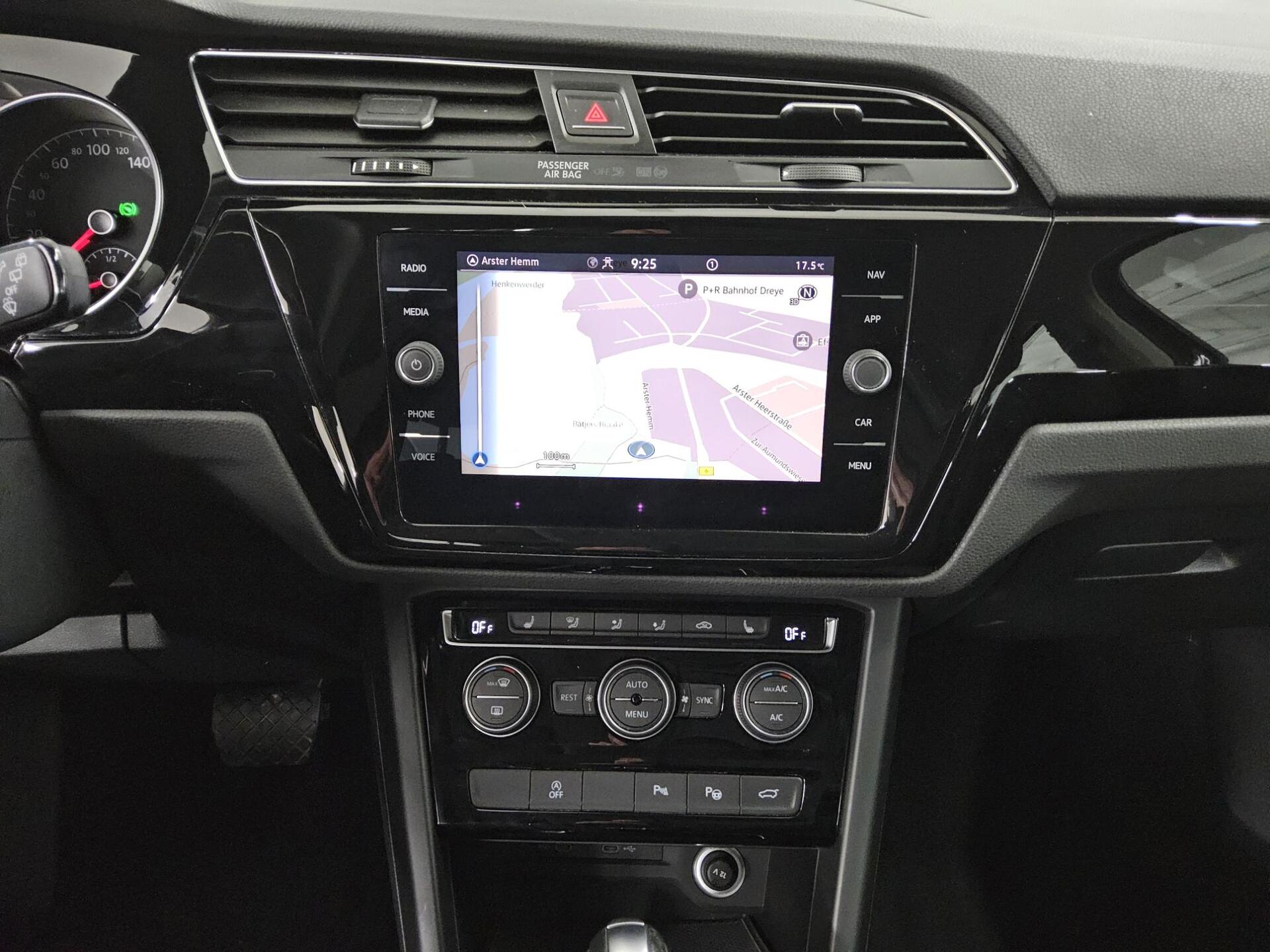 Volkswagen Touran 2.0 TDI Highline Navi LED Shz AHK RFK 7