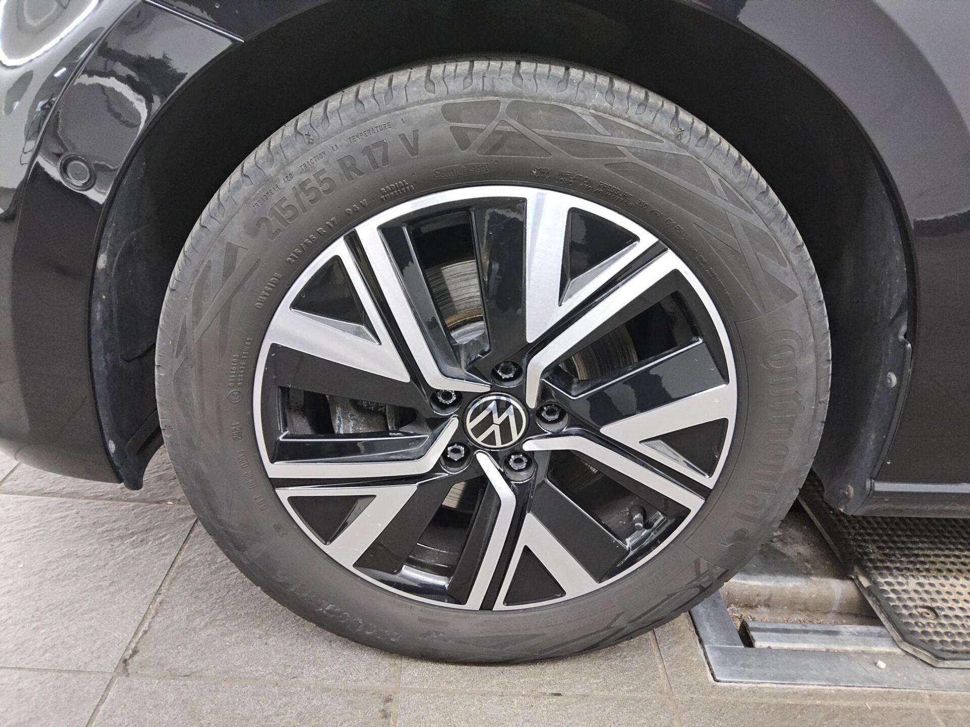 Volkswagen Touran 2.0 TDI Highline Navi LED Shz AHK RFK 10