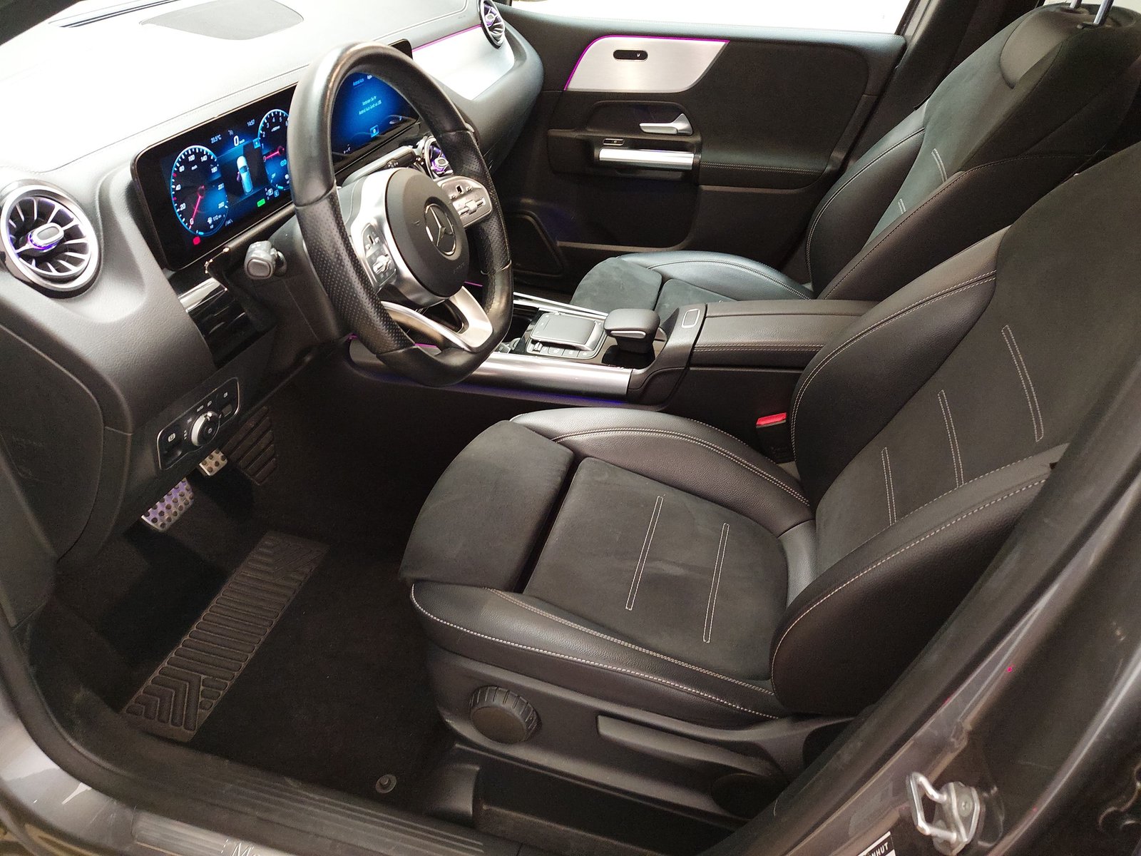 Mercedes-Benz B 250 e AMG-Line AHK RFK 6