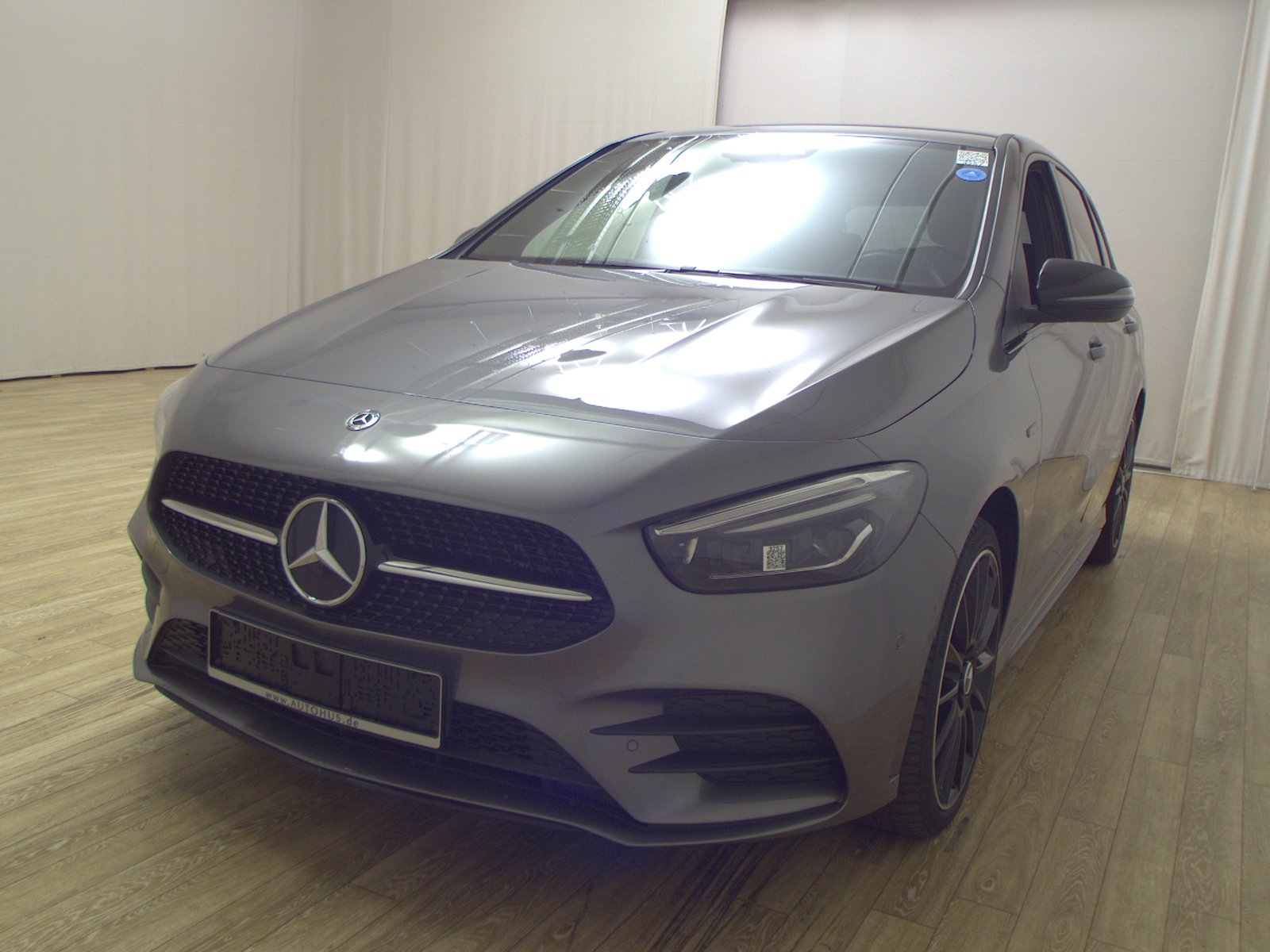 Mercedes-Benz B 250 e AMG-Line AHK RFK 2