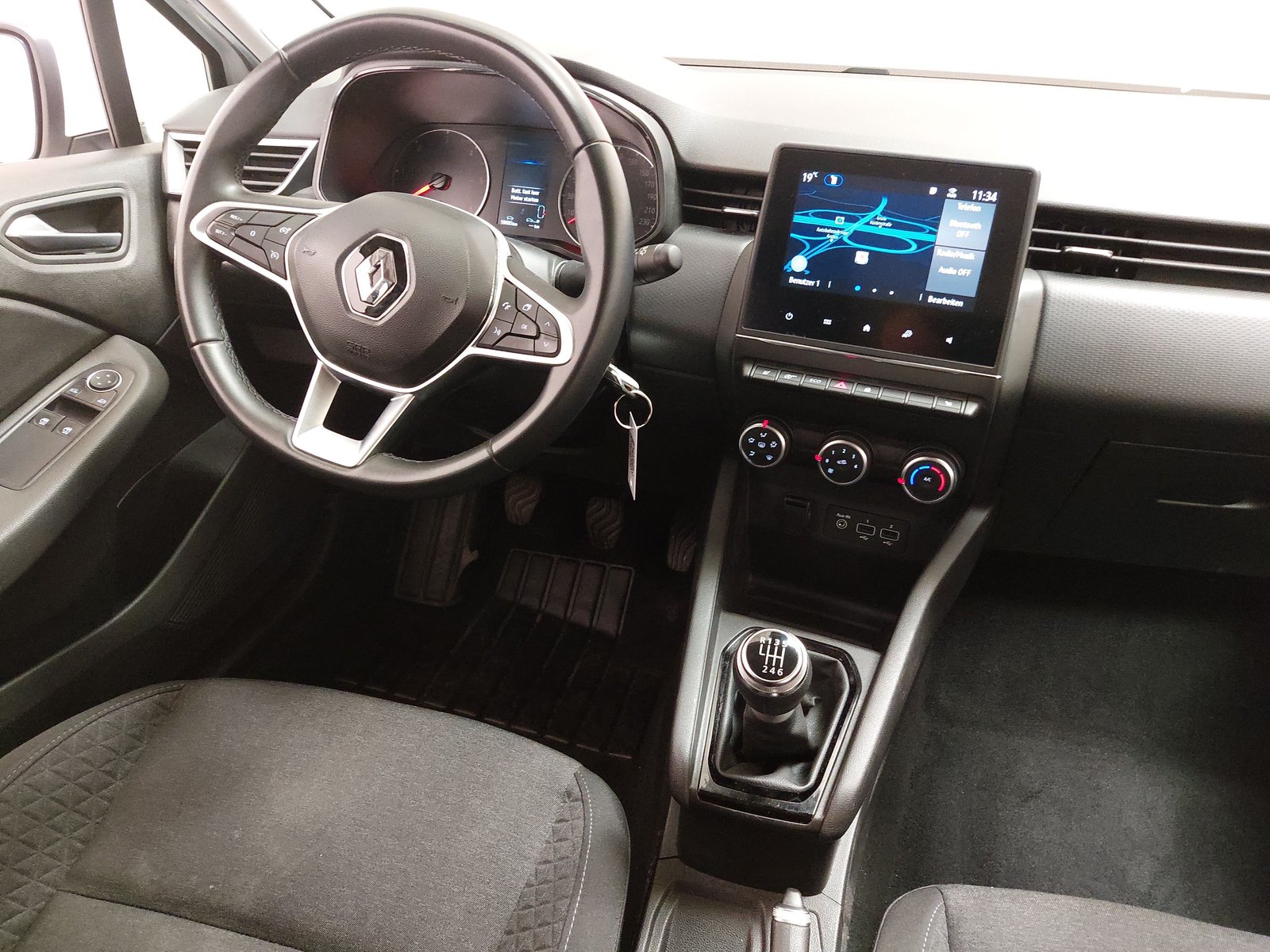 Renault Clio 1.5 BLUE dCi Business Ed. NAVI LED SHZ PDC BT 13