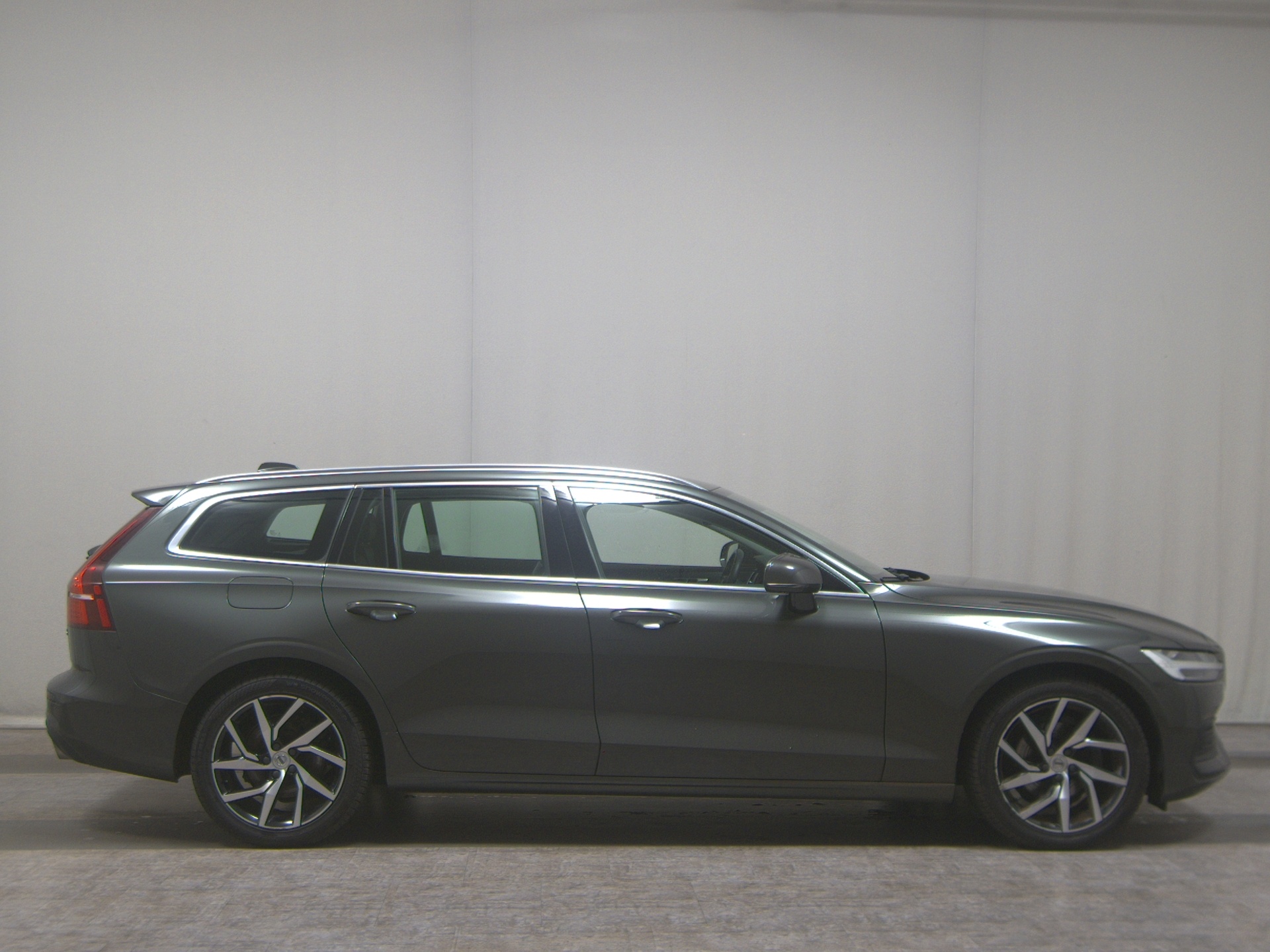 Volvo V60 D3 Momentum Pro T-Leder Navi LED RFK BLIS