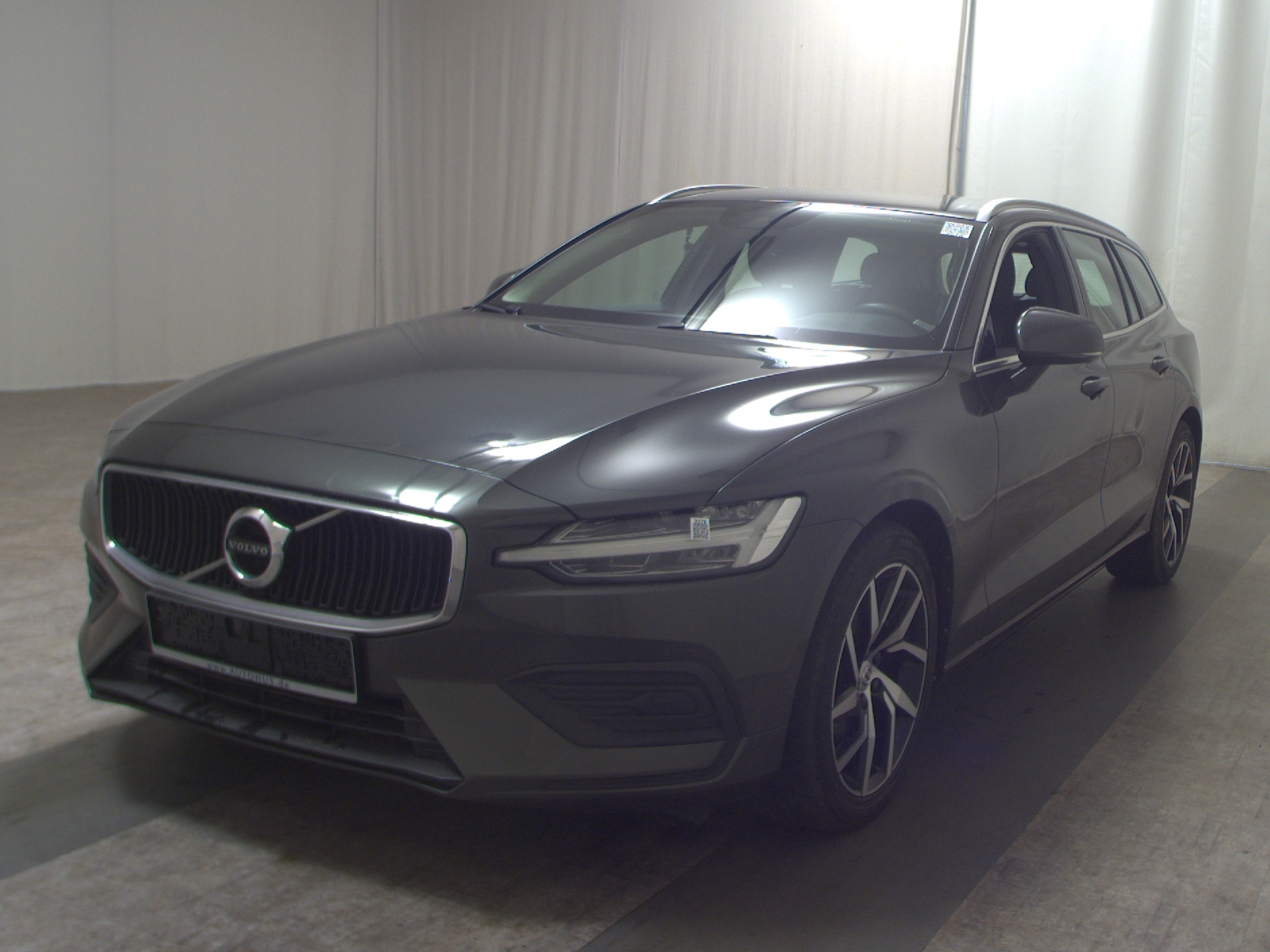 Volvo V60 D3 Momentum Pro T-Leder Navi LED RFK BLIS 2