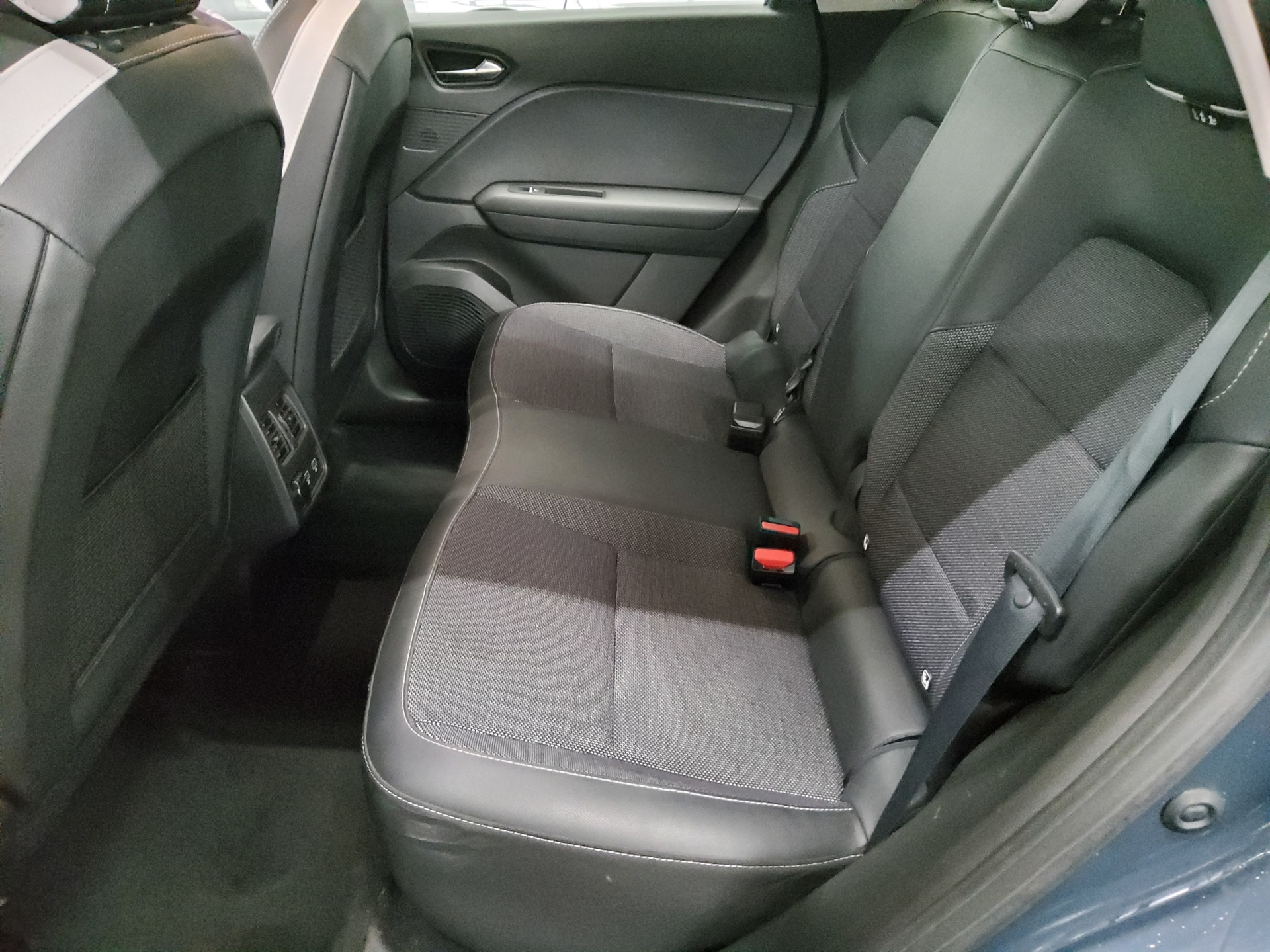 Renault Captur 1.6 E-Tech Navi LED RfK Shz 13