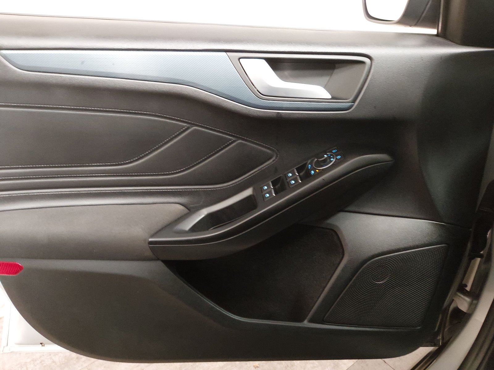 Ford Focus Turnier 1.5 EB Active NAVI LED SHZ RFK 5
