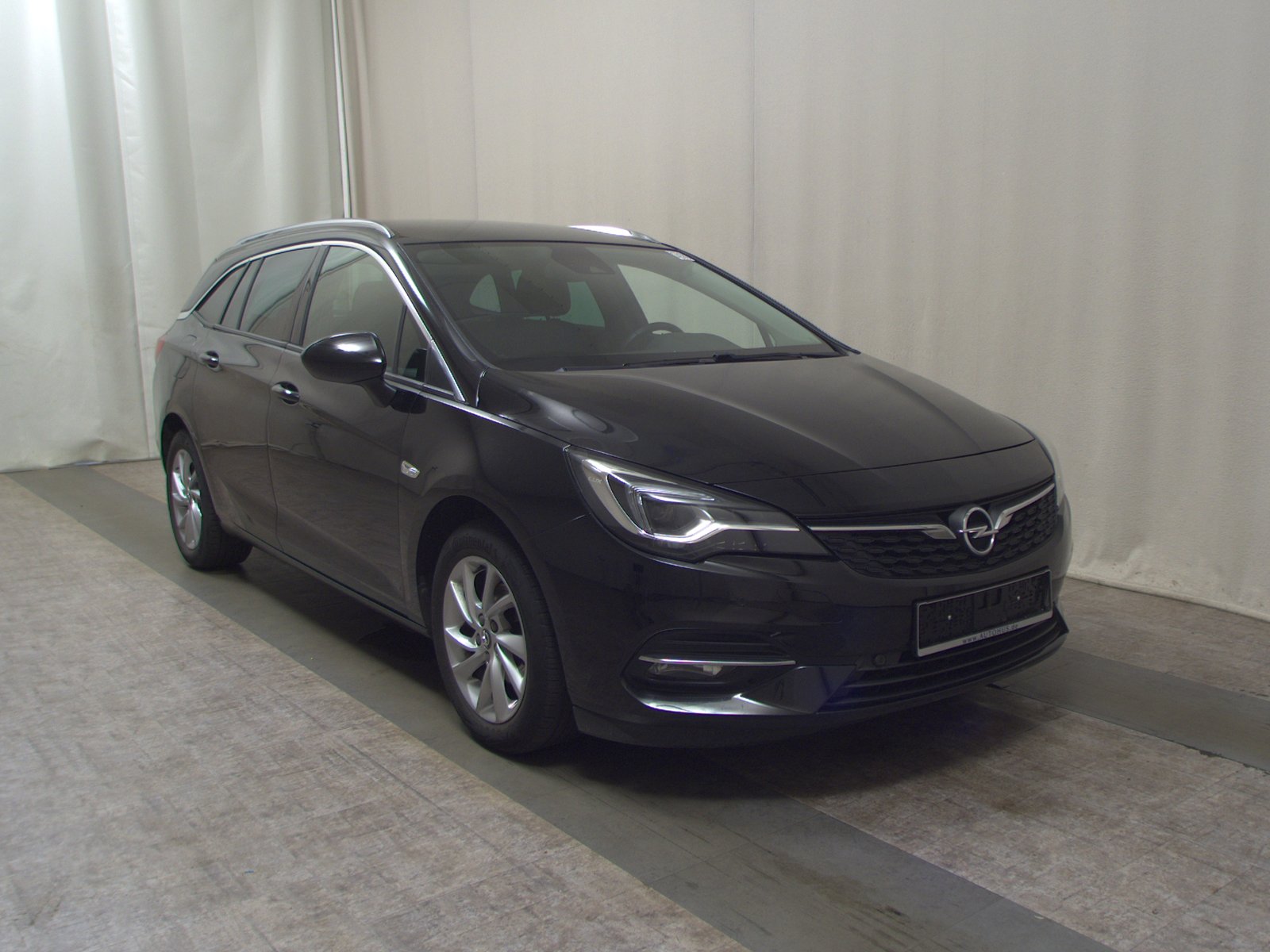 Opel Astra ST 1.2 Turbo Elegance -Motorschaden- 3