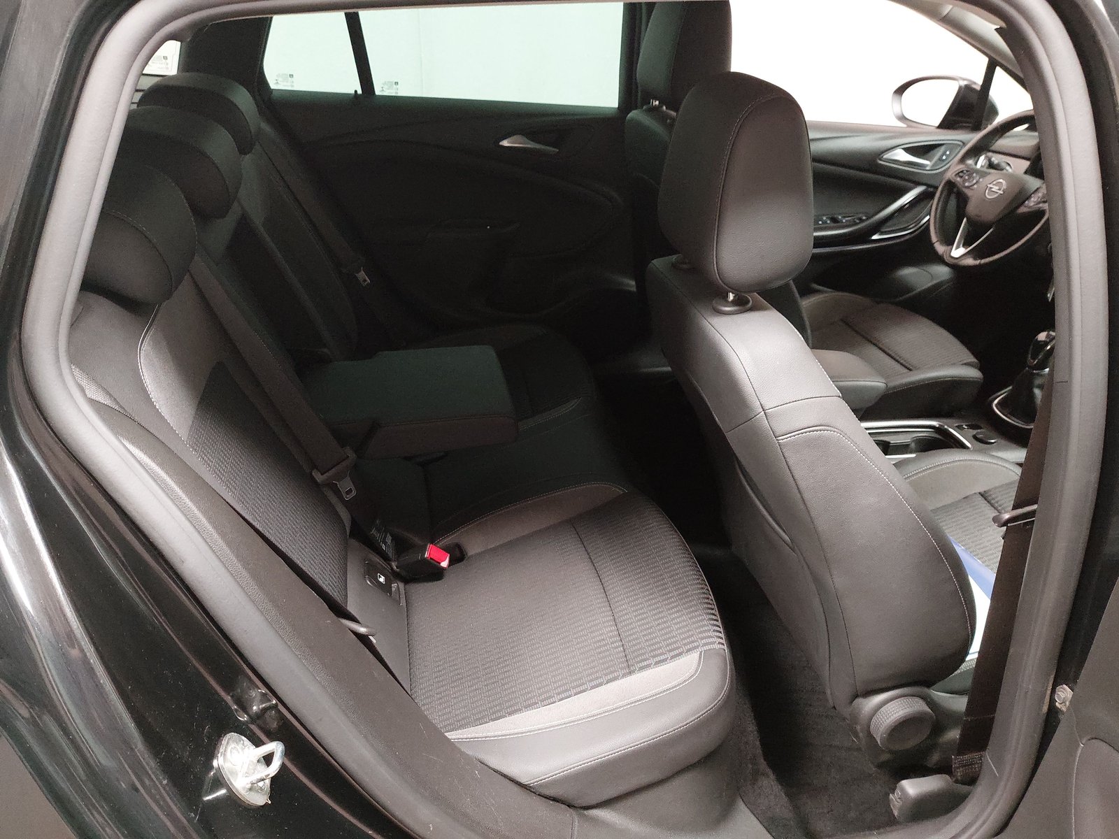 Opel Astra ST 1.2 Turbo Elegance -Motorschaden- 12