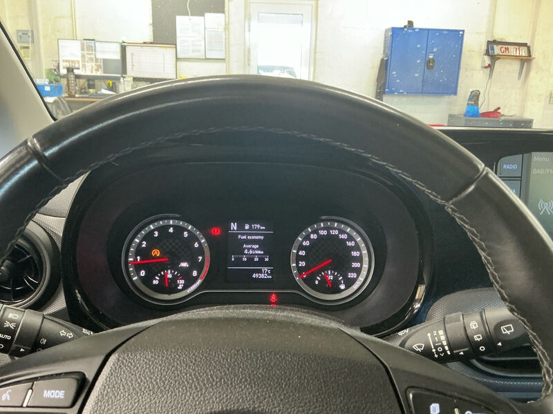 Hyundai i10 1.0 SHZ PDC KAMERA 9