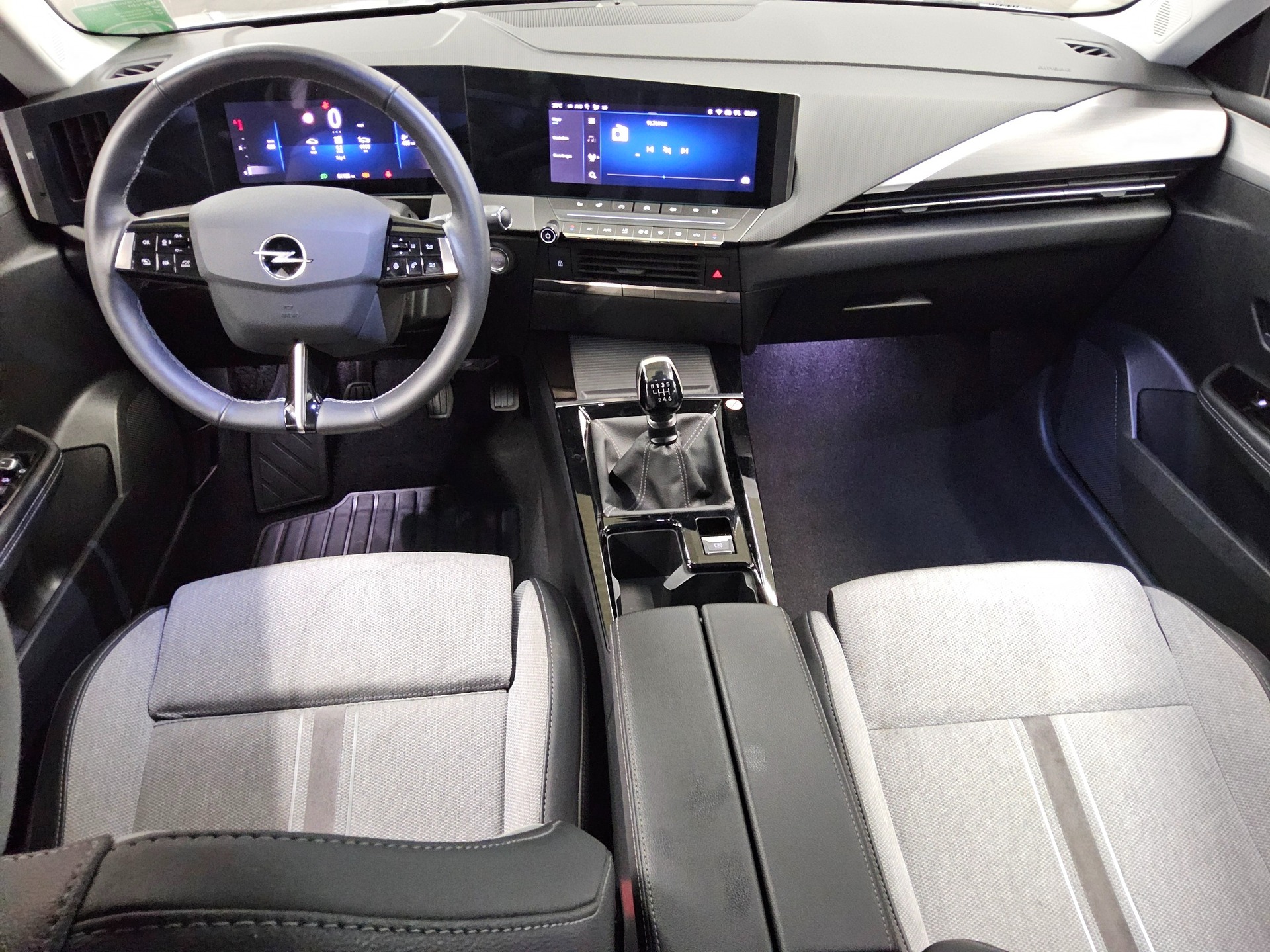 Opel Astra ST 1.5 D Elegance LED RfK T-Leder 5