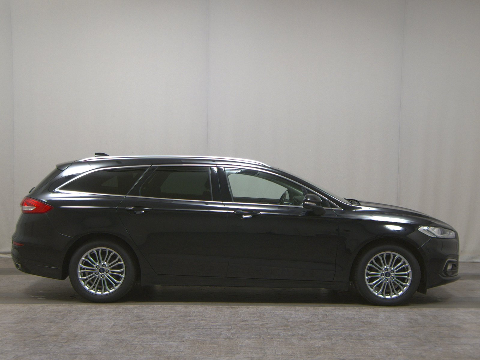 Ford Mondeo Turnier 2.0 EB Titanium SHZ