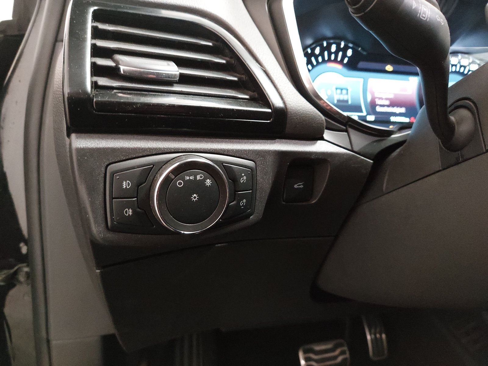 Ford Mondeo Turnier 2.0 EB ST-Line T-Leder Navi LED 7