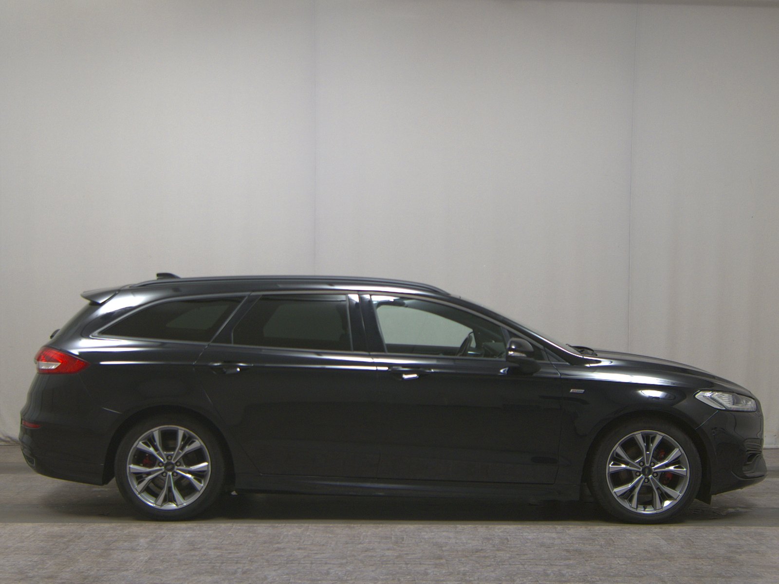 Ford Mondeo Turnier 2.0 EB ST-Line T-Leder Navi LED
