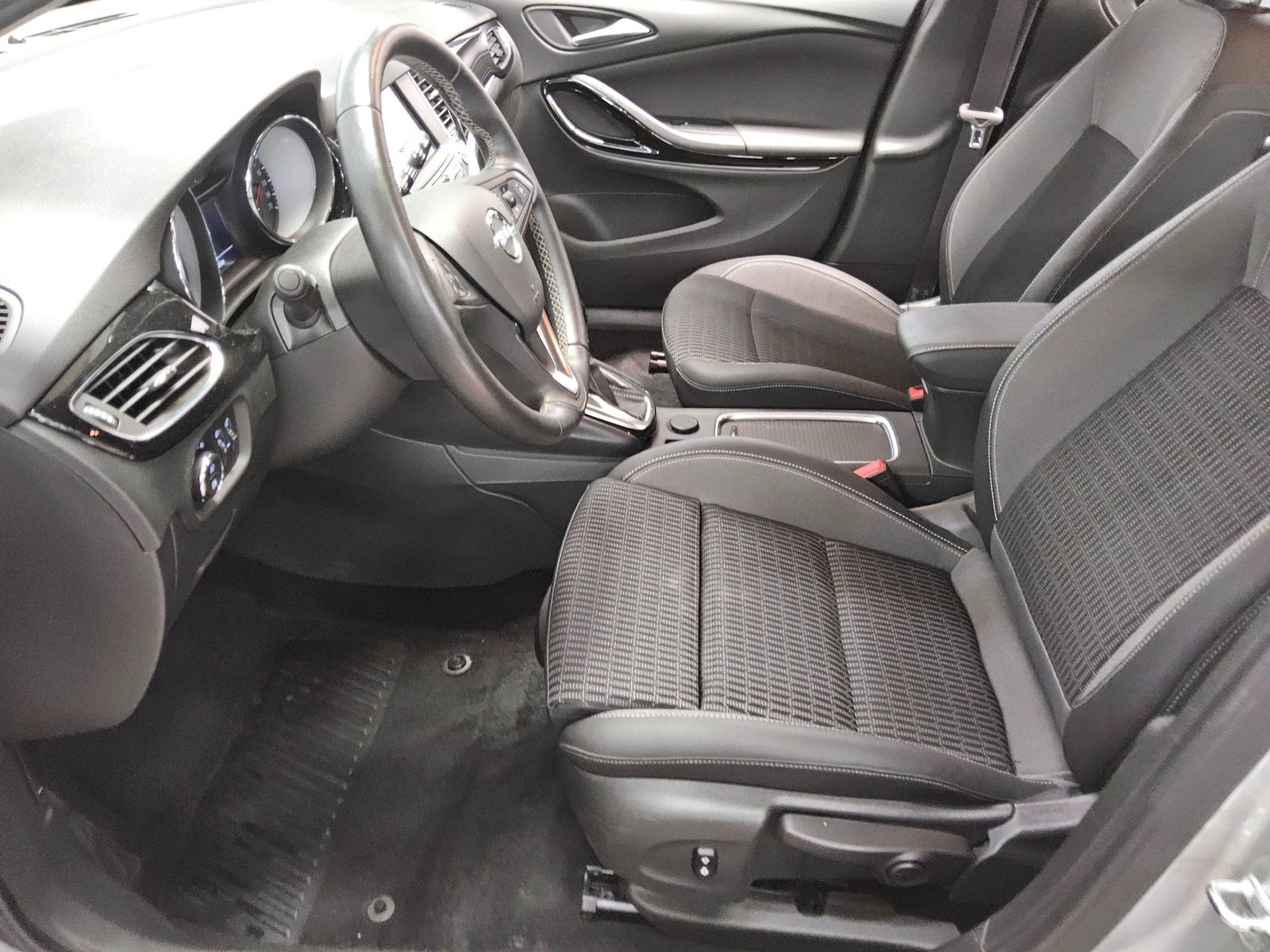 Opel Astra ST 1.5 D Elegance Navi LED Shz T-Leder RFK 8