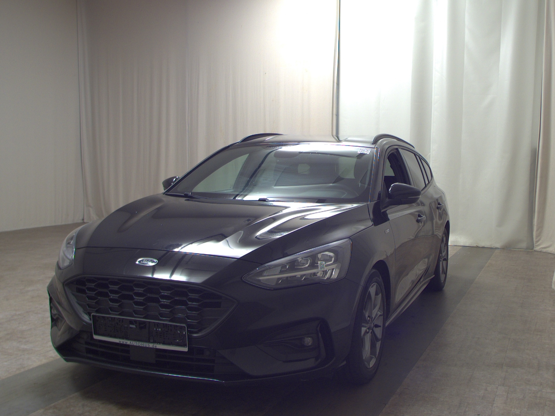 Ford Focus Turnier 2.0 EB ST-Line Navi LED RFK SHZ ACC 2