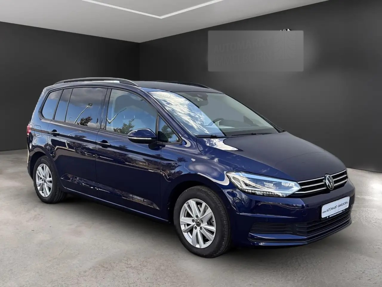 Volkswagen Touran Comfortline 7Sitz*AHK*Sthzg*Kamera*3zonen