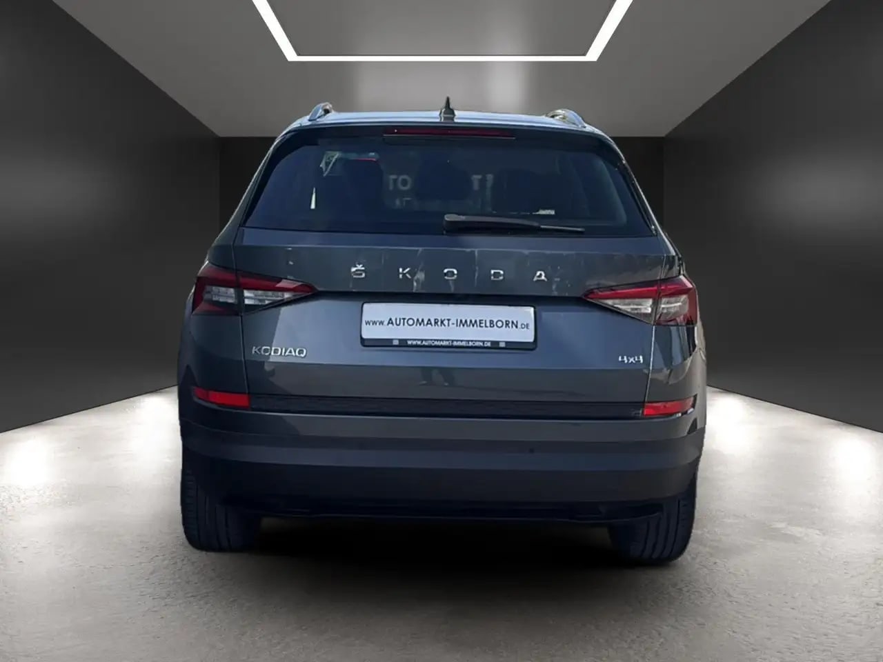 Skoda Kodiaq Style 4x4 AHK*Kamera*LED*Leder*ACC*FWerk 10