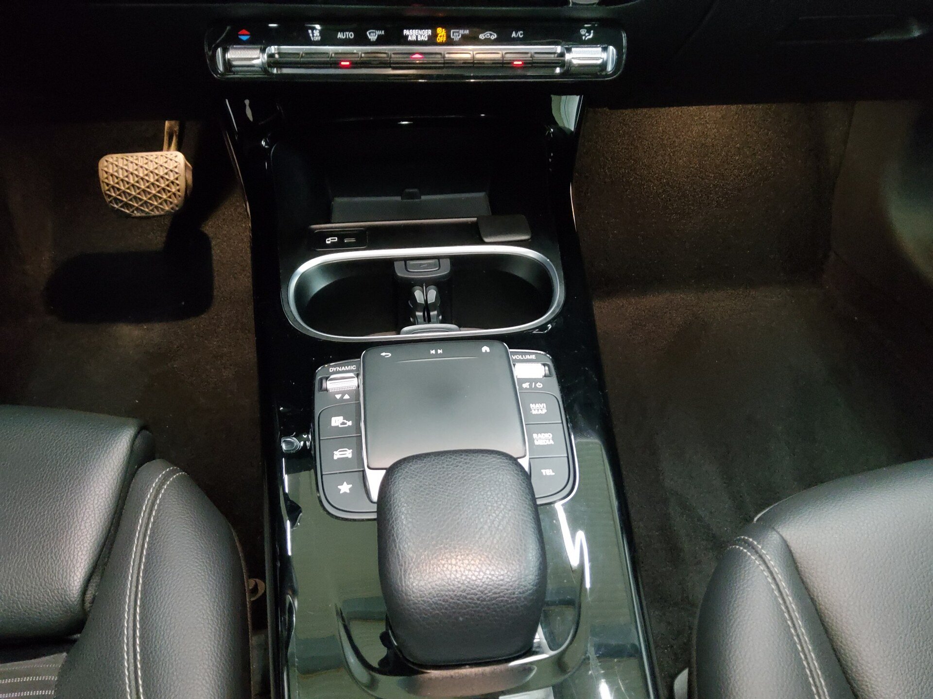 Mercedes-Benz CLA 200 SB d Progressive T-Leder Navi LED Pano 6